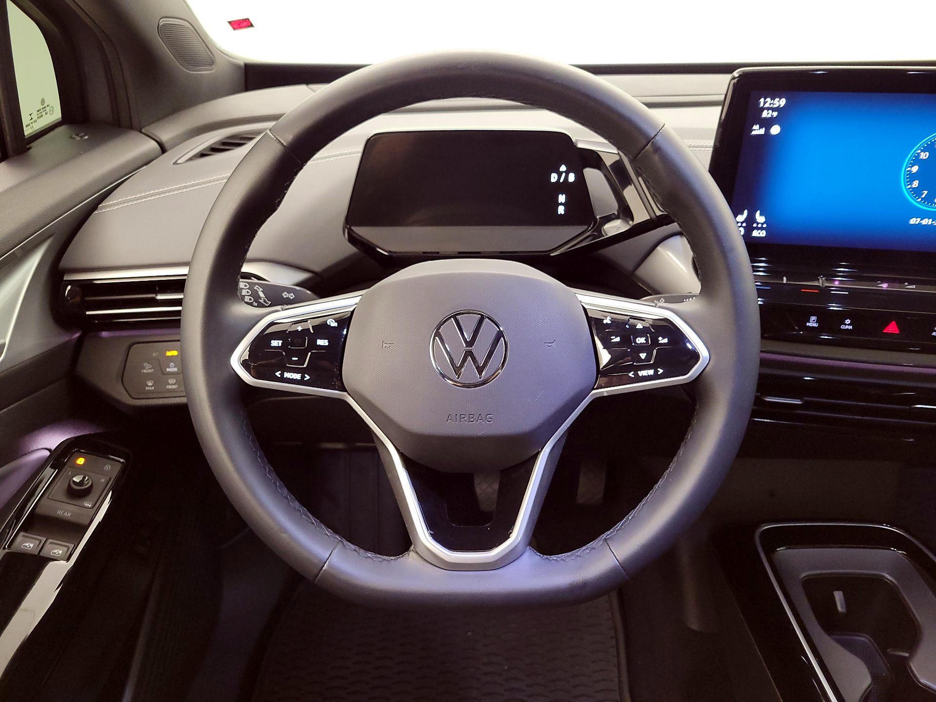 Thumbnail: 2023 Volkswagen ID.4 - 10