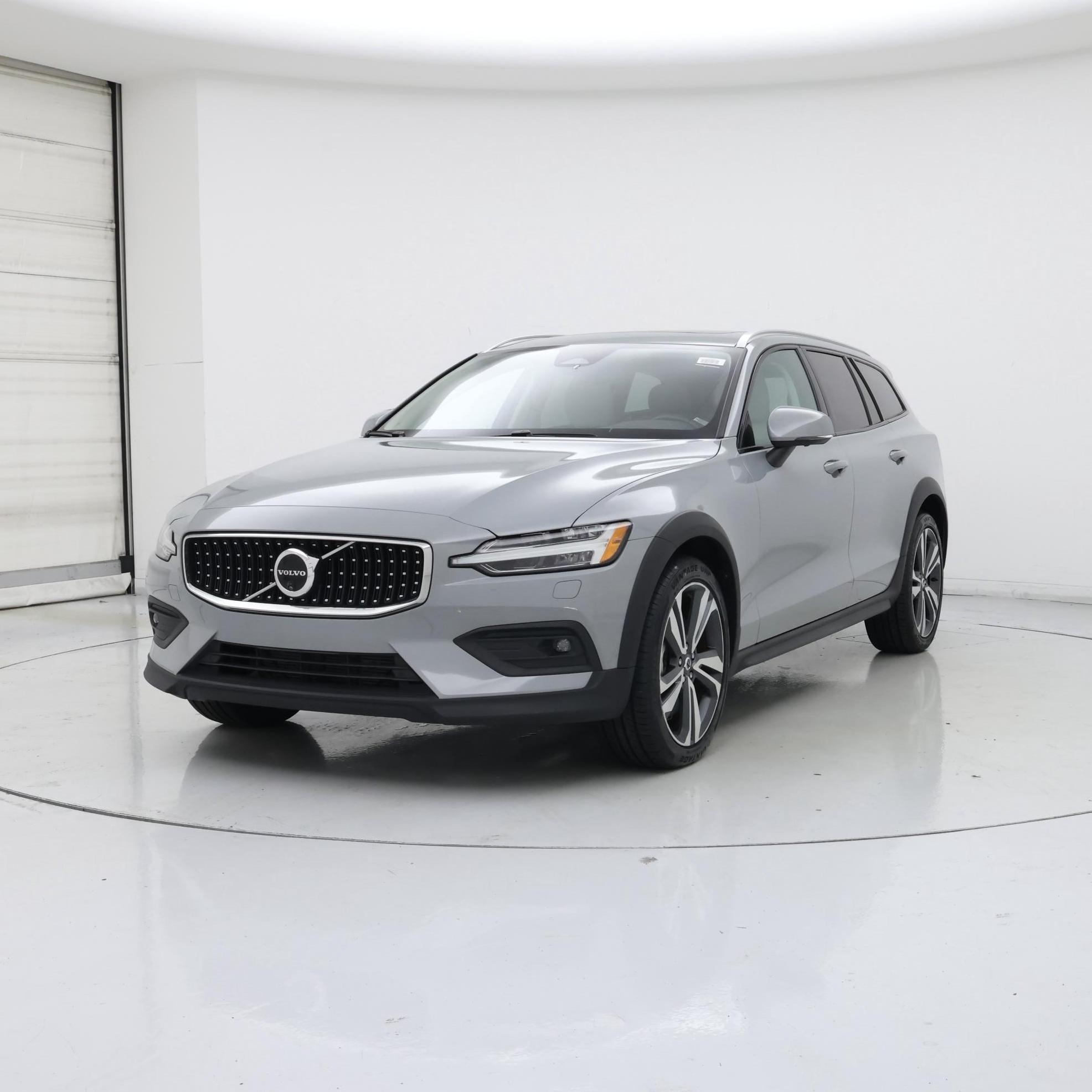 Thumbnail: 2025 Volvo S60 - 4