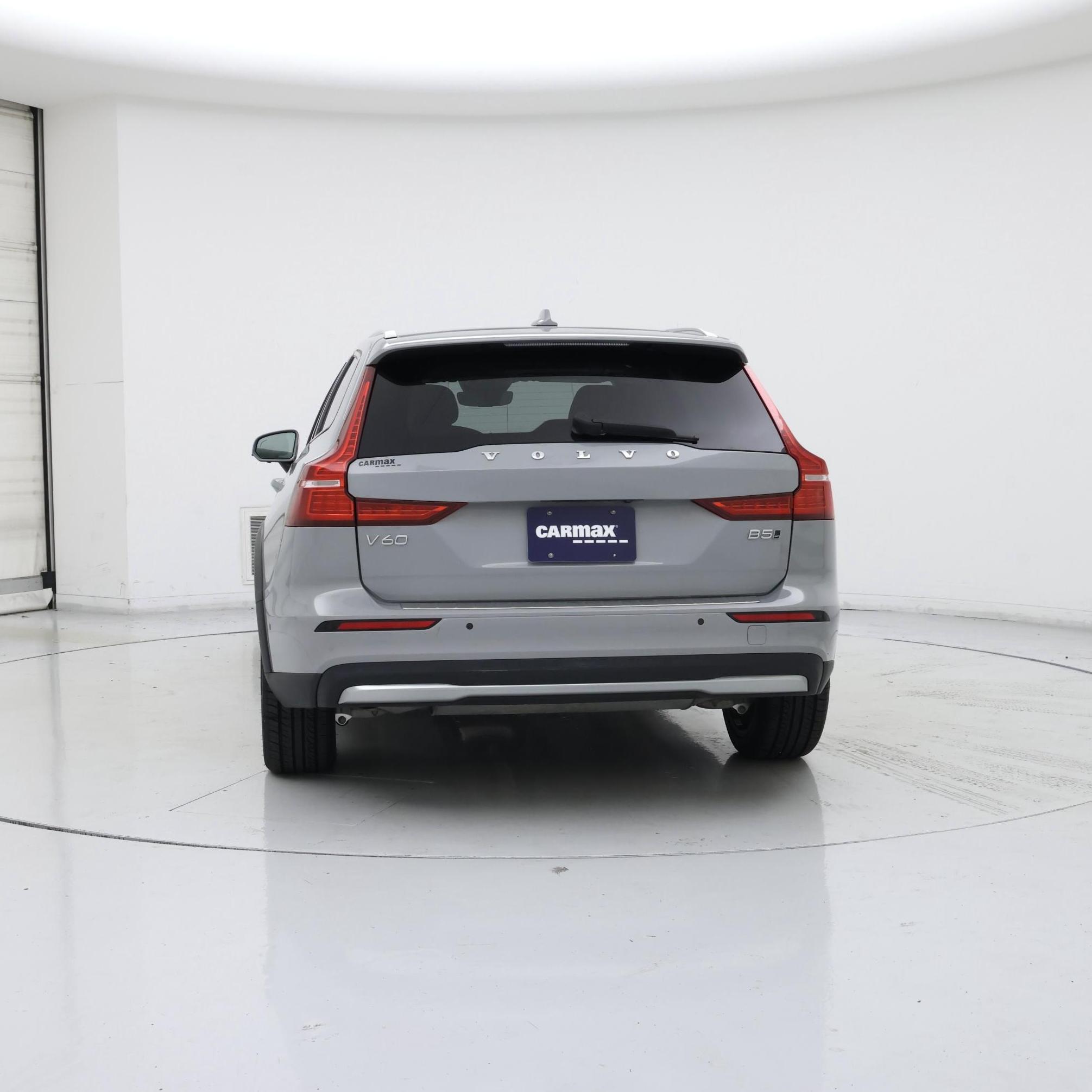 Thumbnail: 2025 Volvo S60 - 6