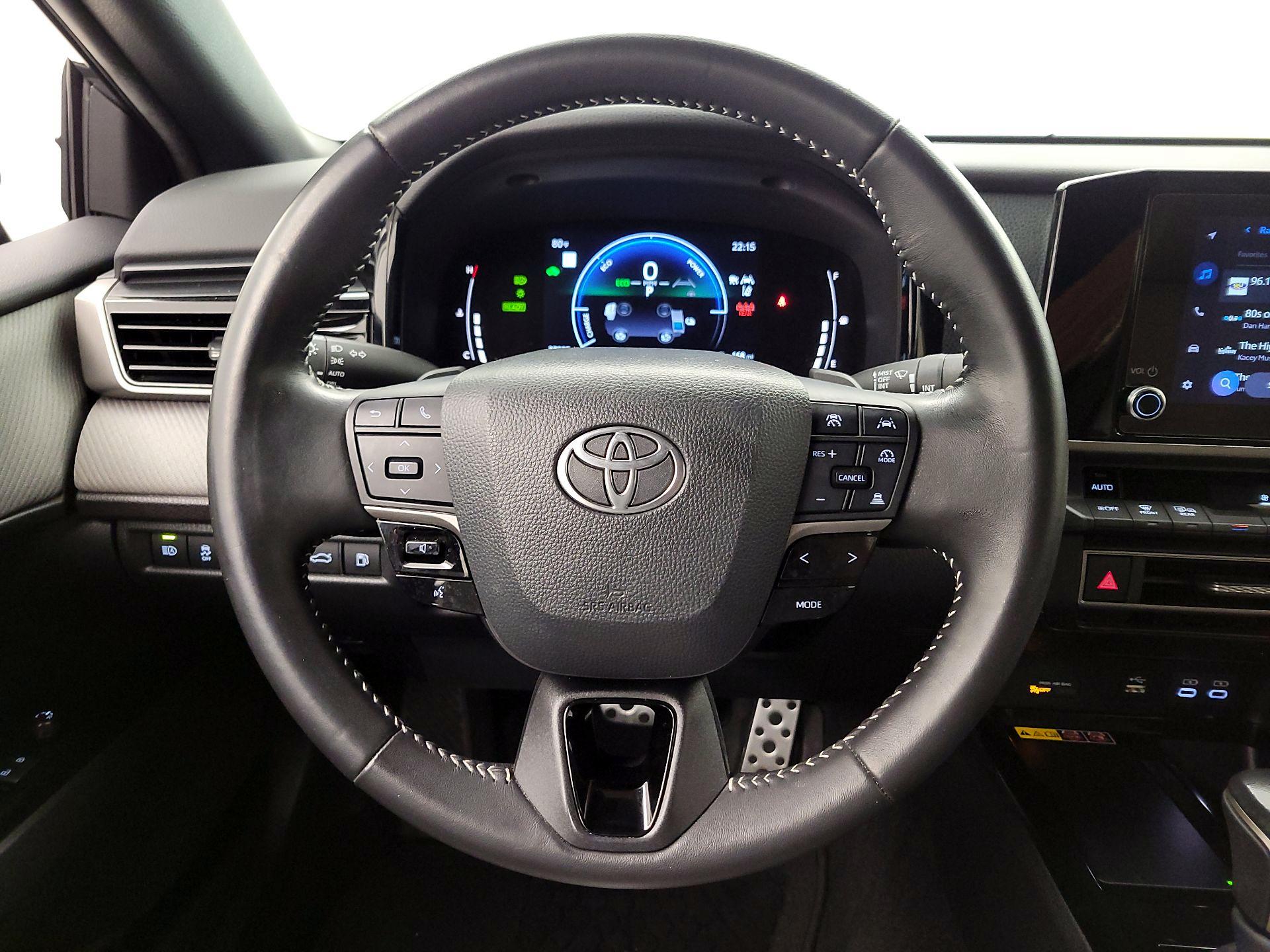 Thumbnail: 2025 Toyota Camry - 10