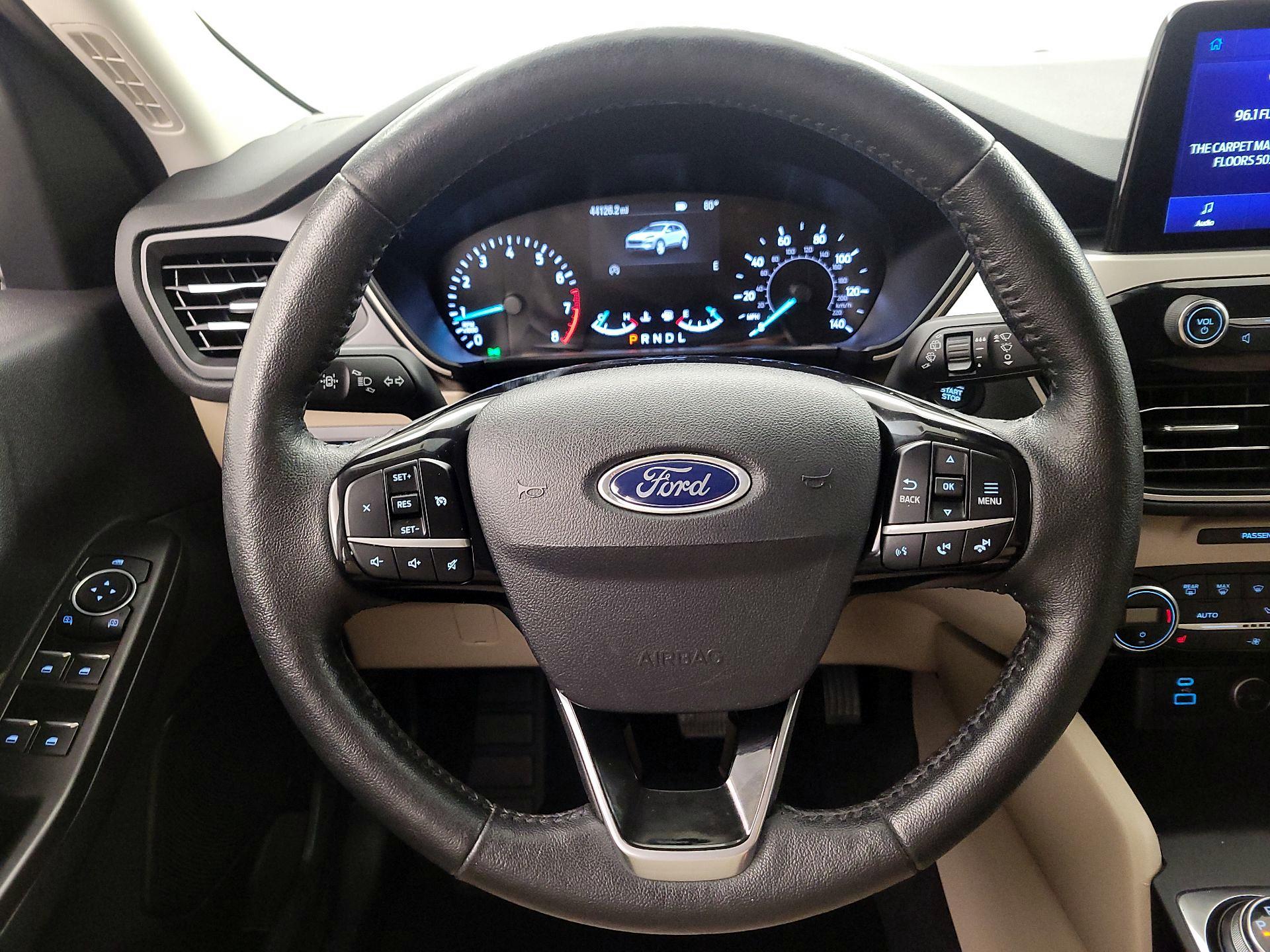 Thumbnail: 2021 Ford Escape - 10
