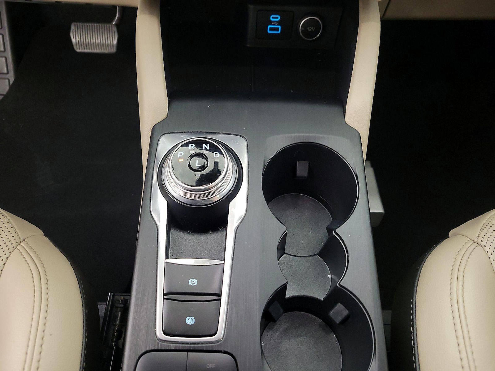 2021 Ford Escape SEL - Photo 18
