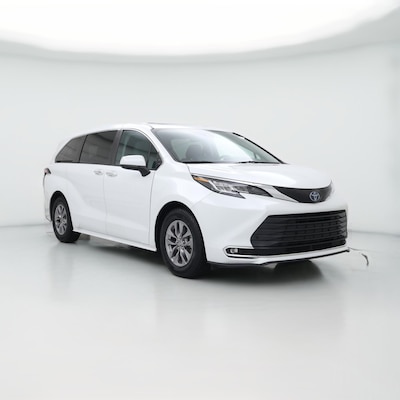 2023 Toyota Sienna Hybrid XLE