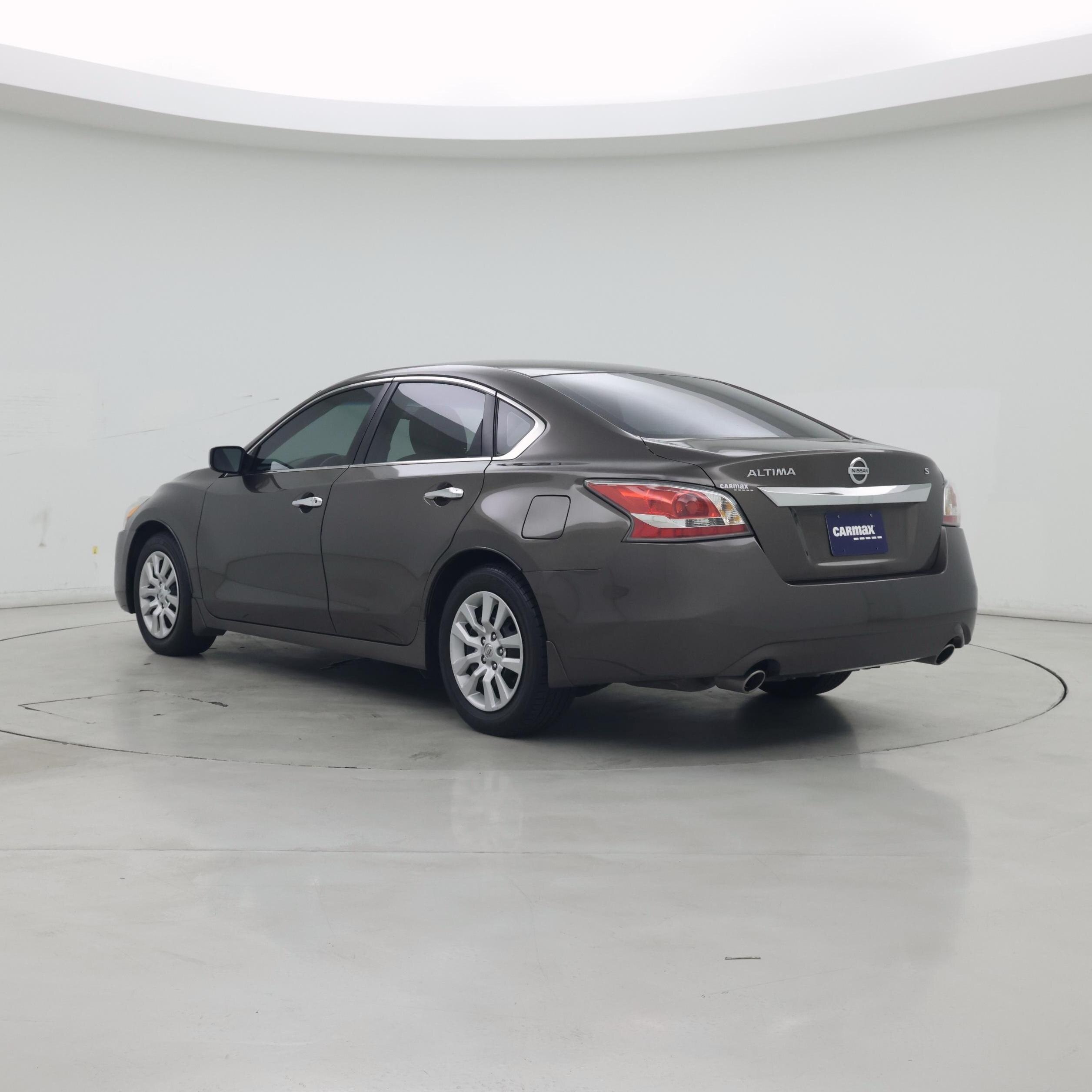 Thumbnail: 2015 Nissan Altima - 2