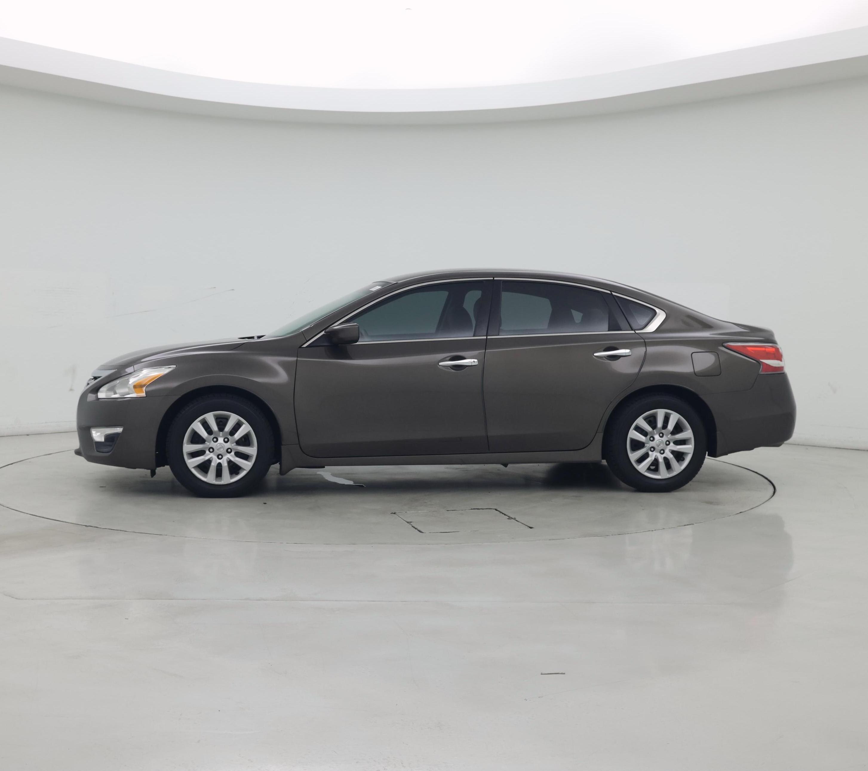 Thumbnail: 2015 Nissan Altima - 3