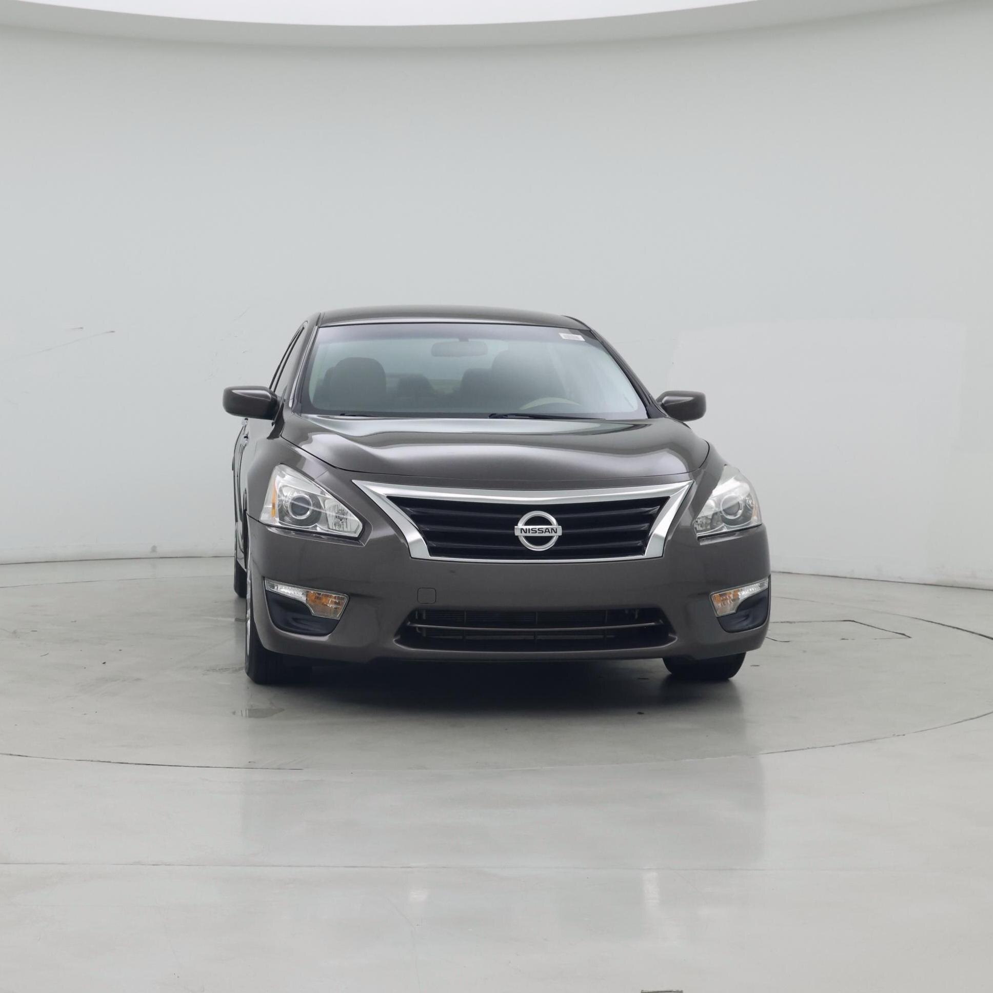 Thumbnail: 2015 Nissan Altima - 5