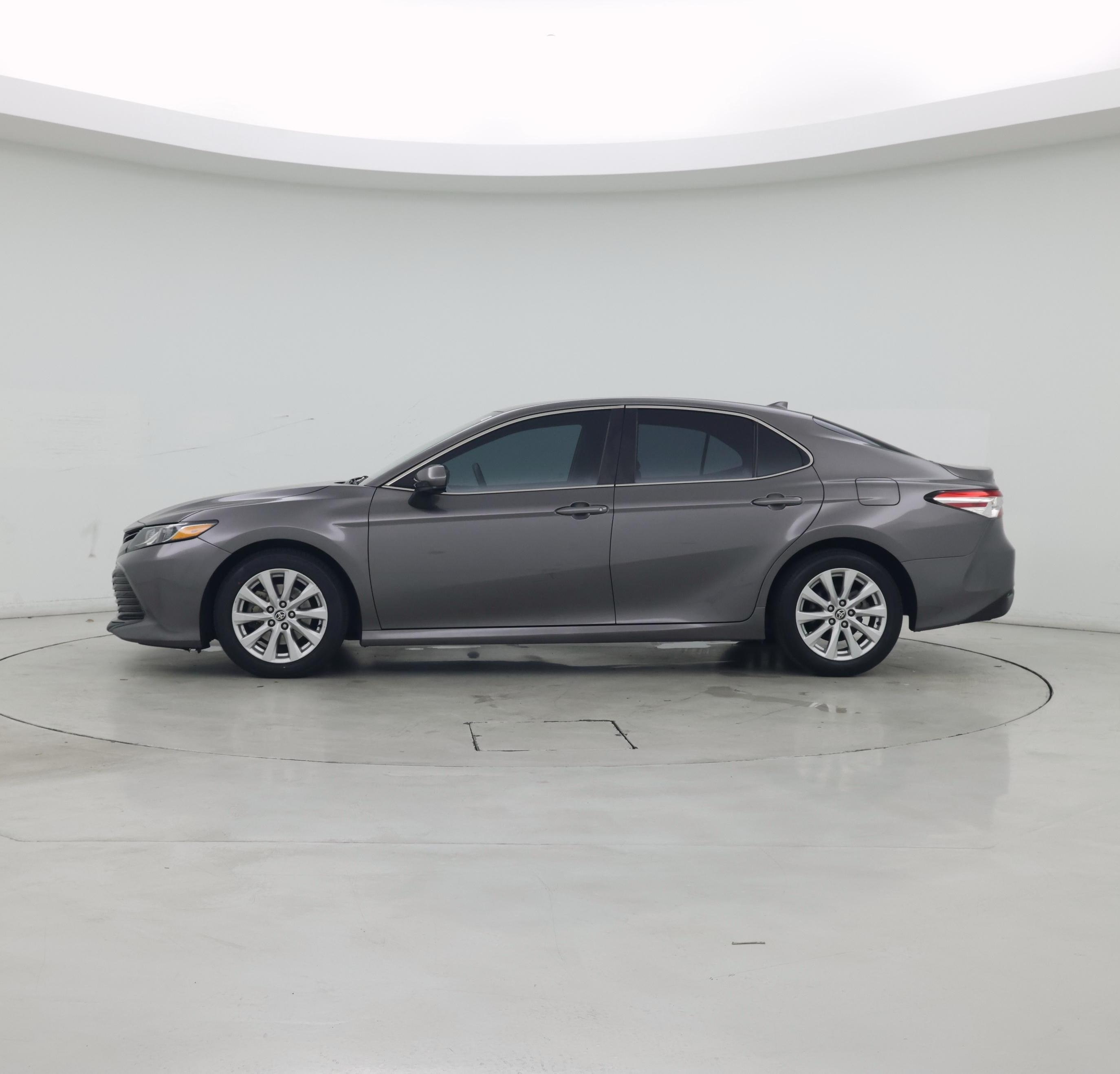 Thumbnail: 2020 Toyota Camry - 3