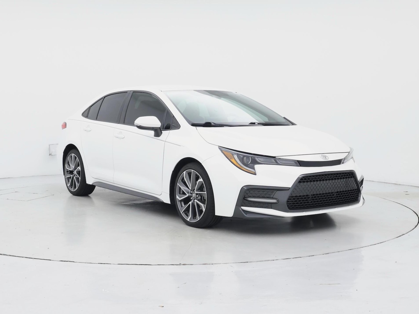 2021 Toyota Corolla SE - Photo 2