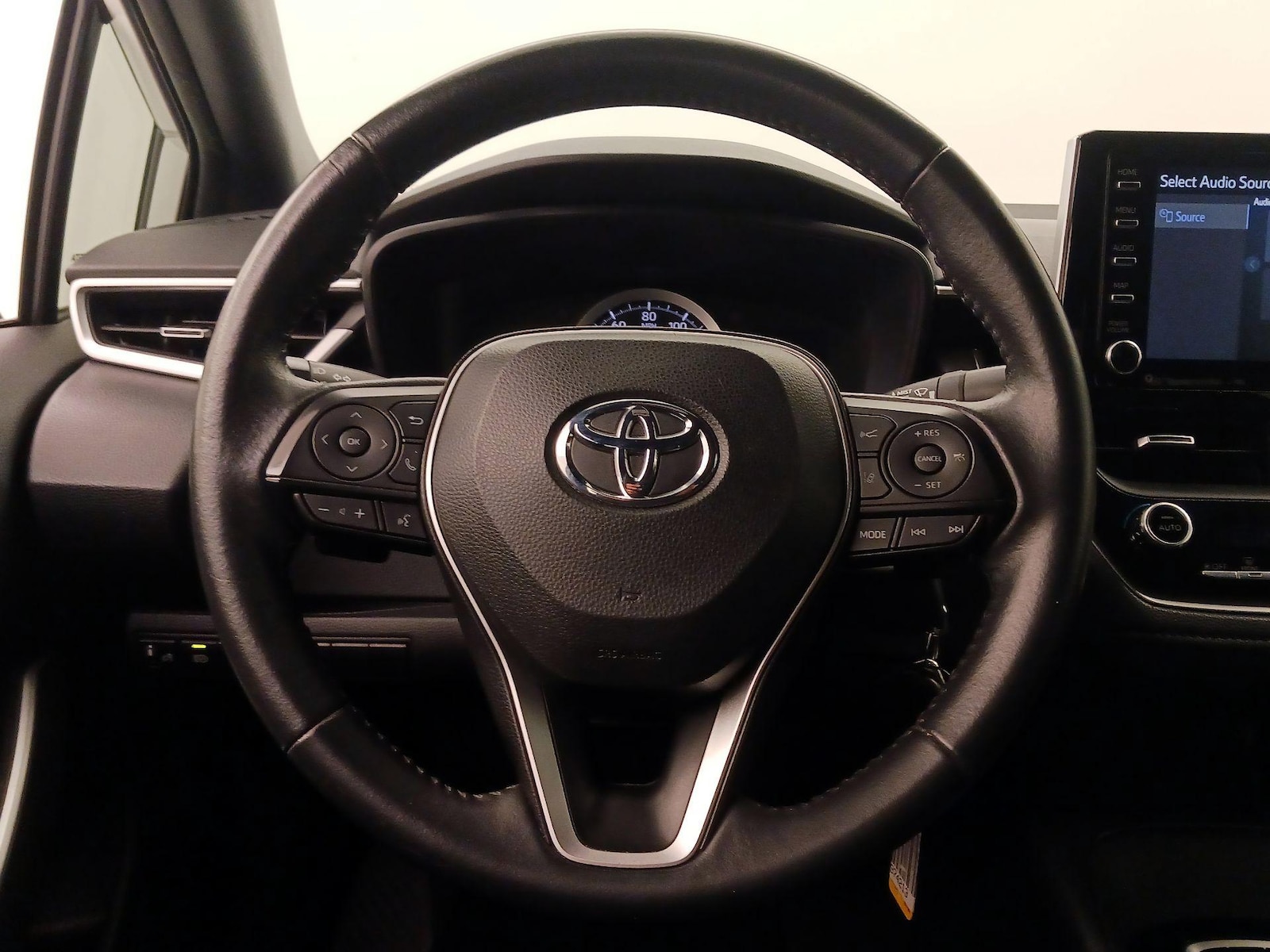 2021 Toyota Corolla SE - Photo 11