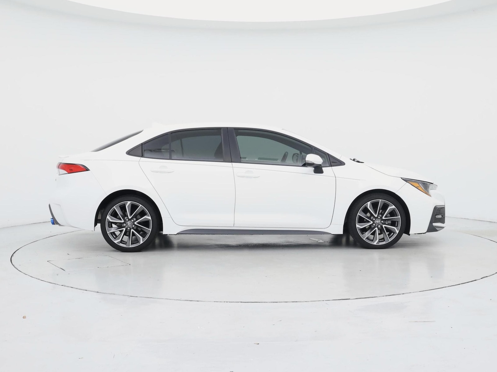 2021 Toyota Corolla SE - Photo 8