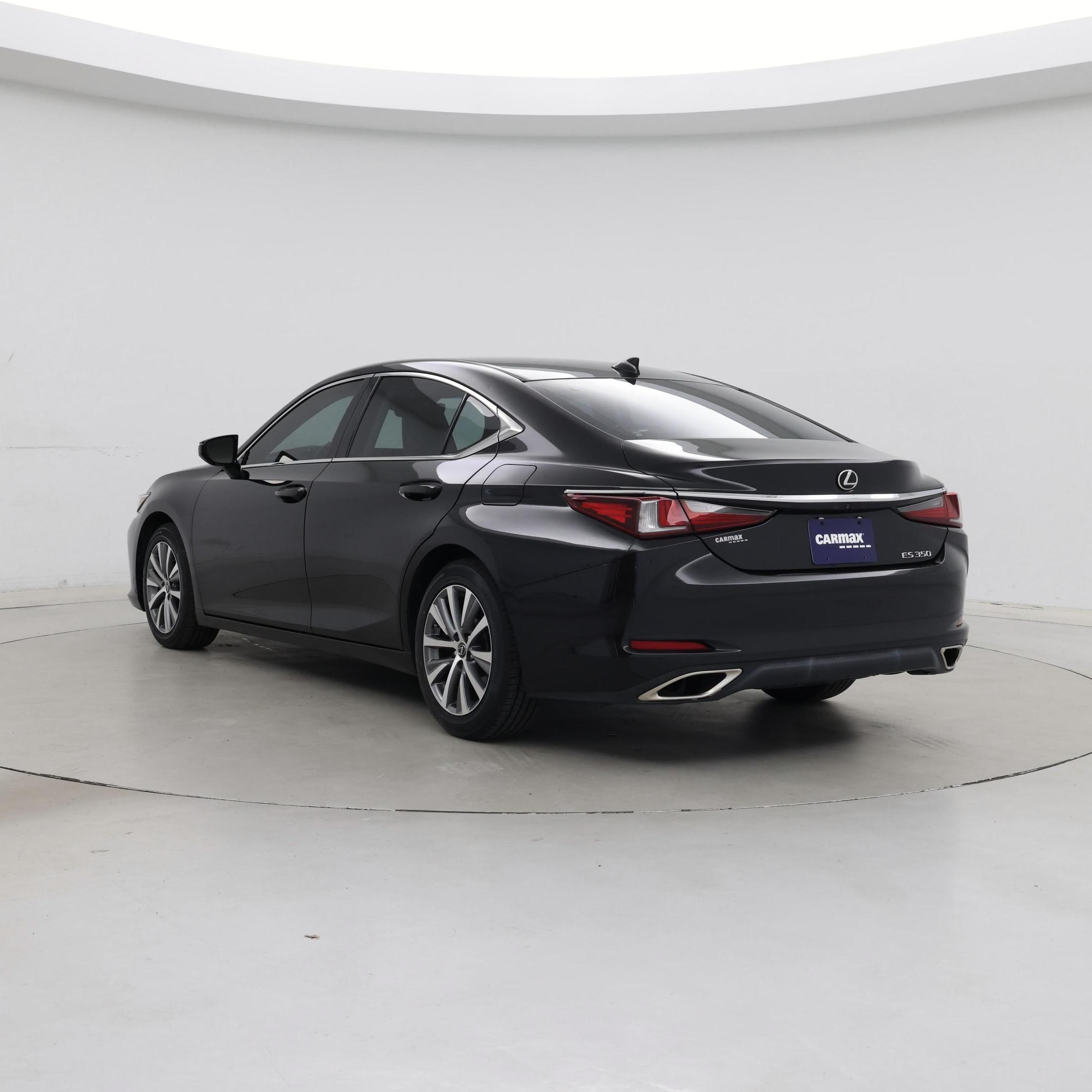 Thumbnail: 2020 Lexus ES - 2