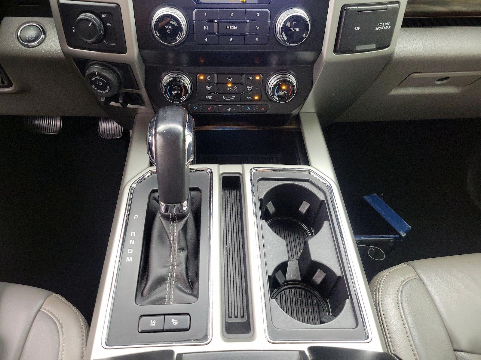2020 Ford F-150 Lariat - Photo 19