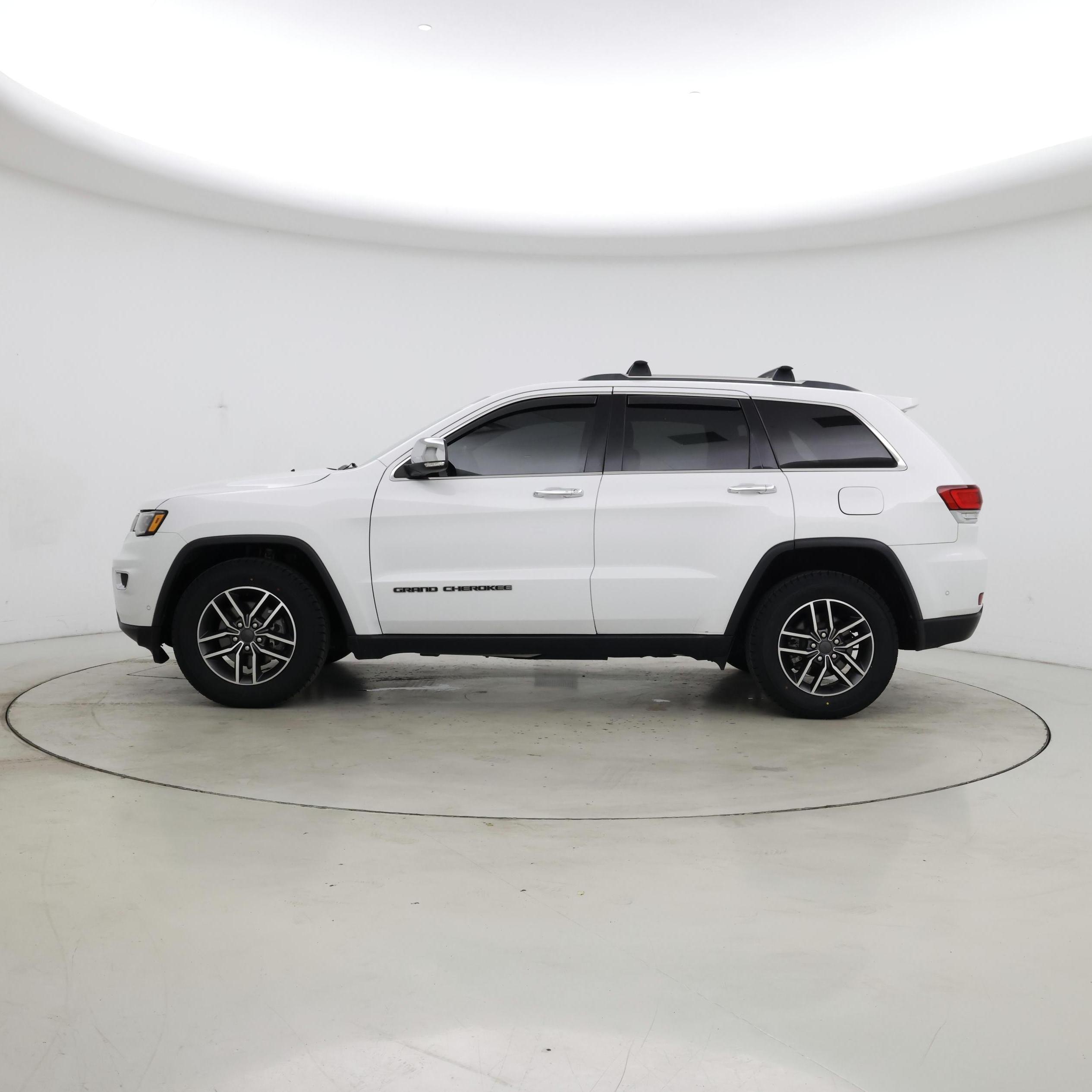 Thumbnail: 2020 Jeep Grand Cherokee - 3