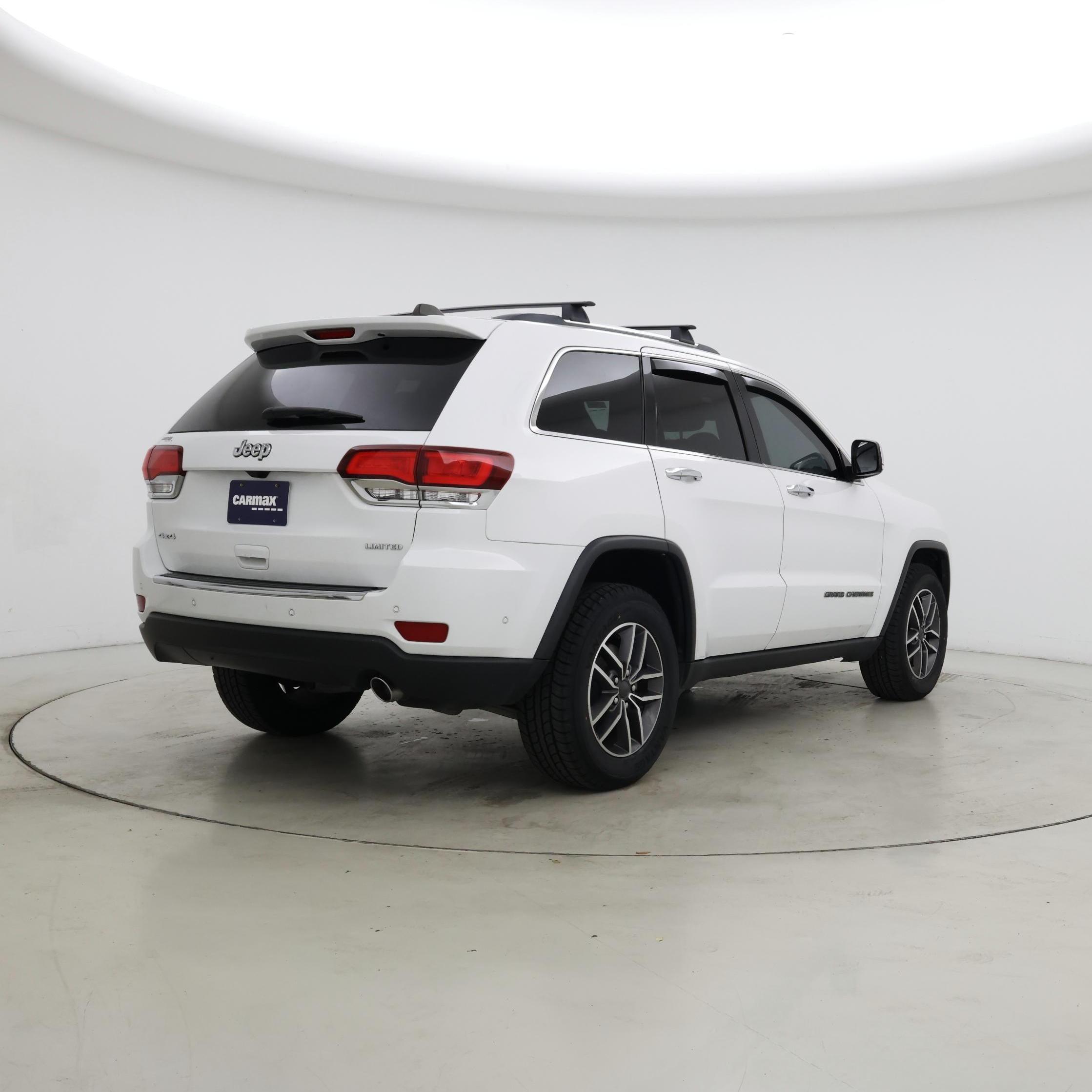 Thumbnail: 2020 Jeep Grand Cherokee - 8