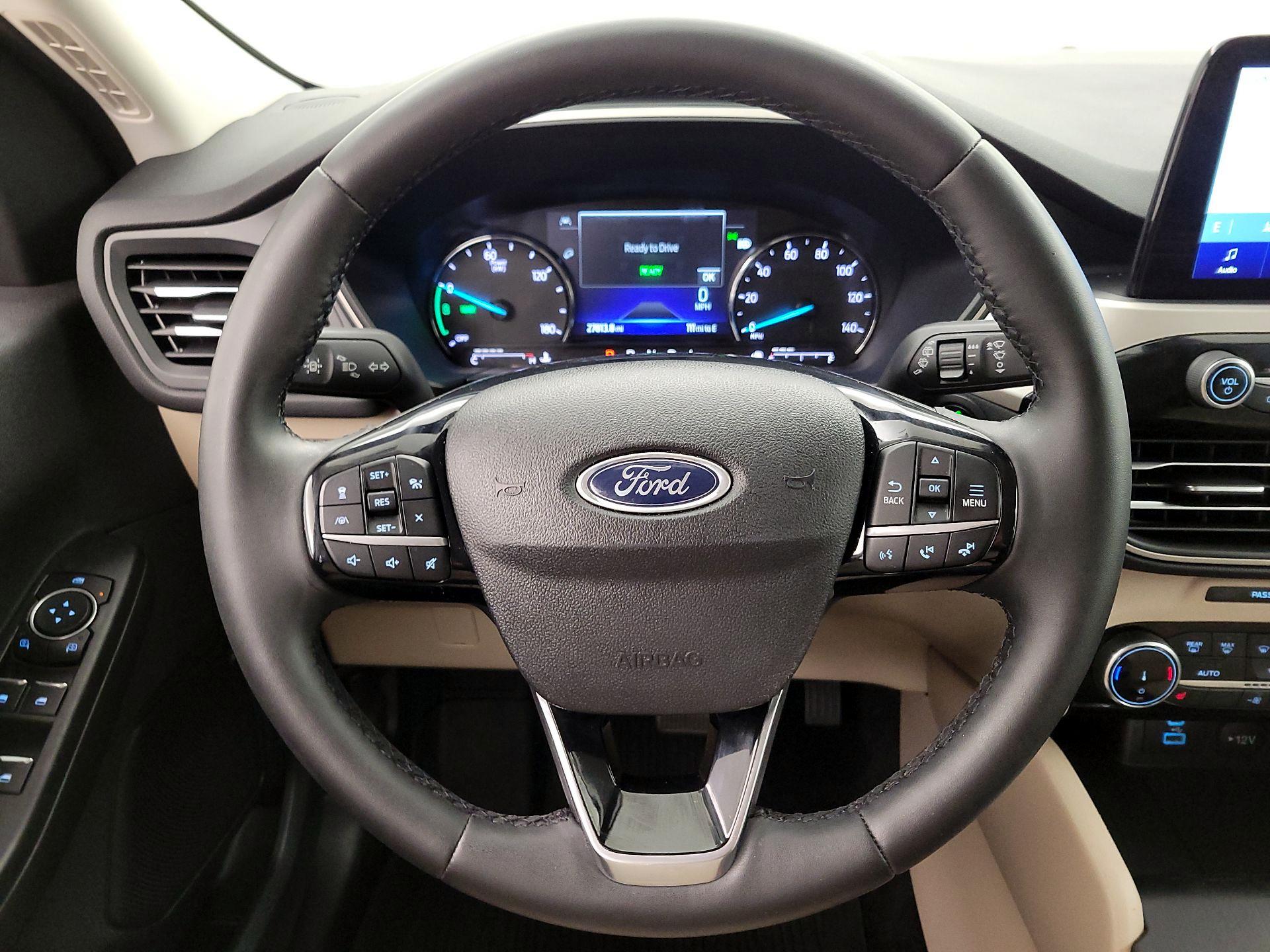 Thumbnail: 2022 Ford Escape - 10