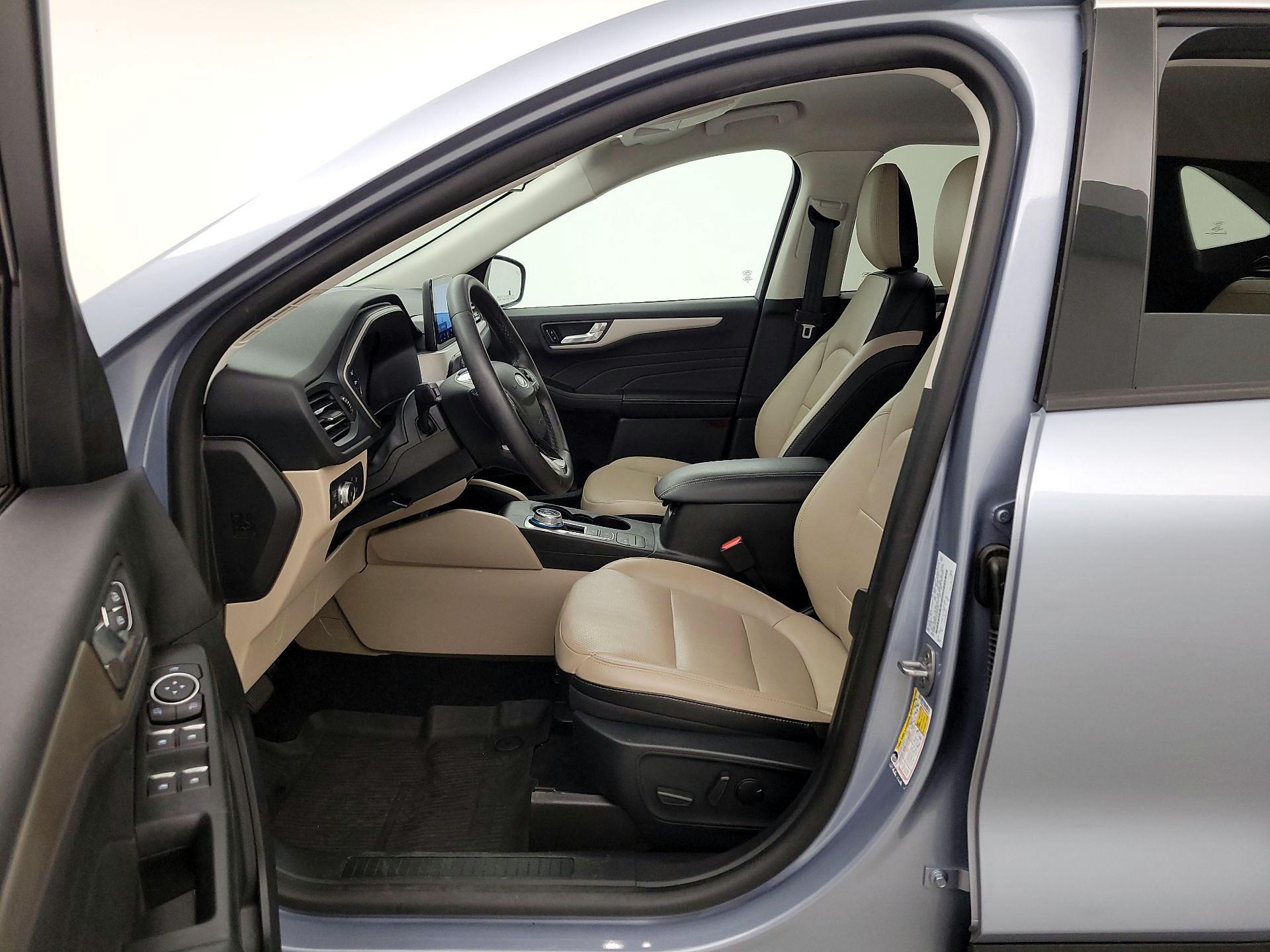 Thumbnail: 2022 Ford Escape - 11