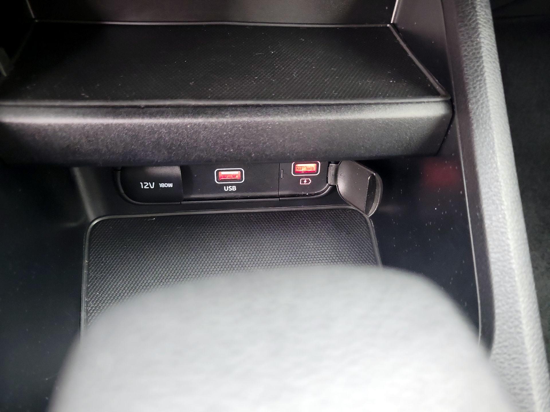 Thumbnail: 2024 Kia Forte - 18
