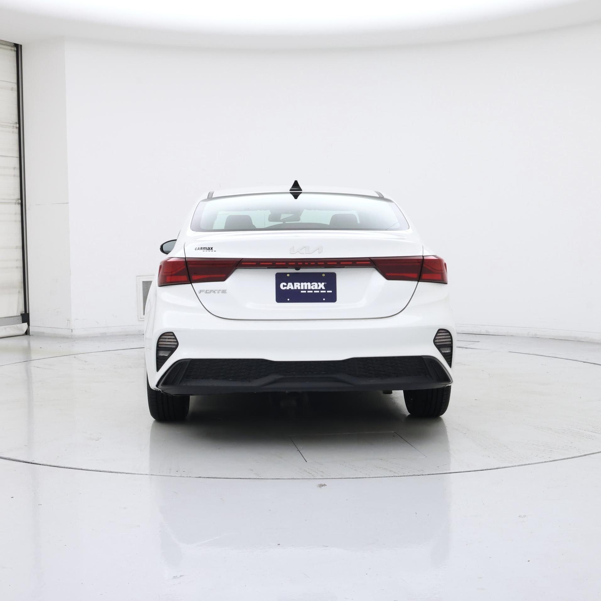 Thumbnail: 2024 Kia Forte - 6