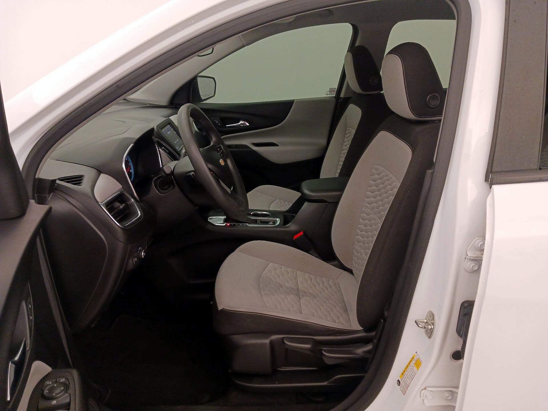Thumbnail: 2021 Chevrolet Equinox - 11