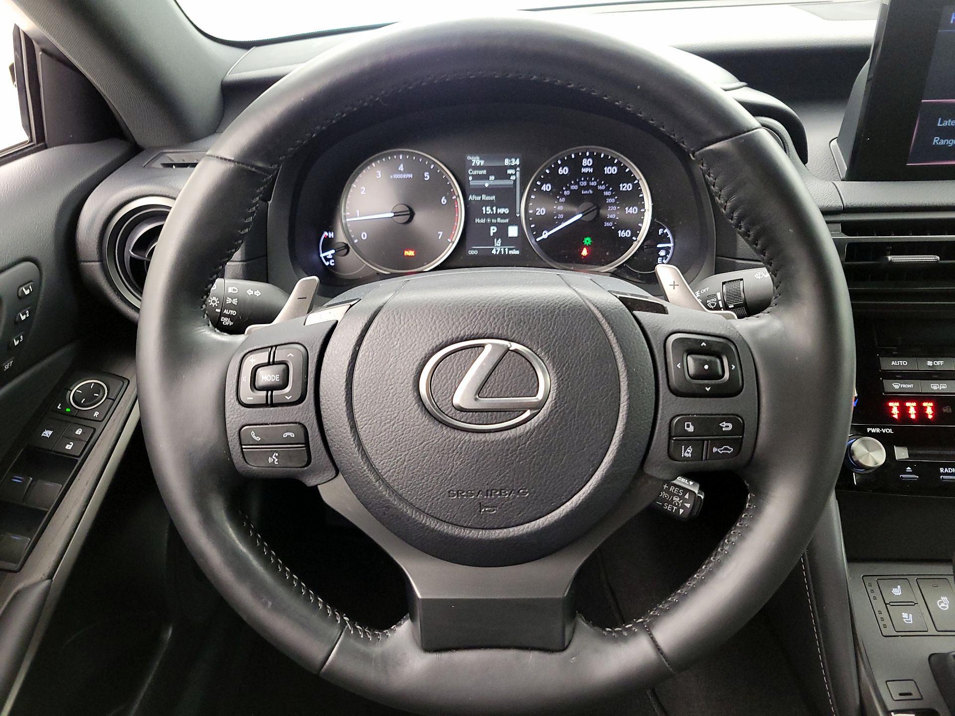 Thumbnail: 2025 Lexus IS - 10