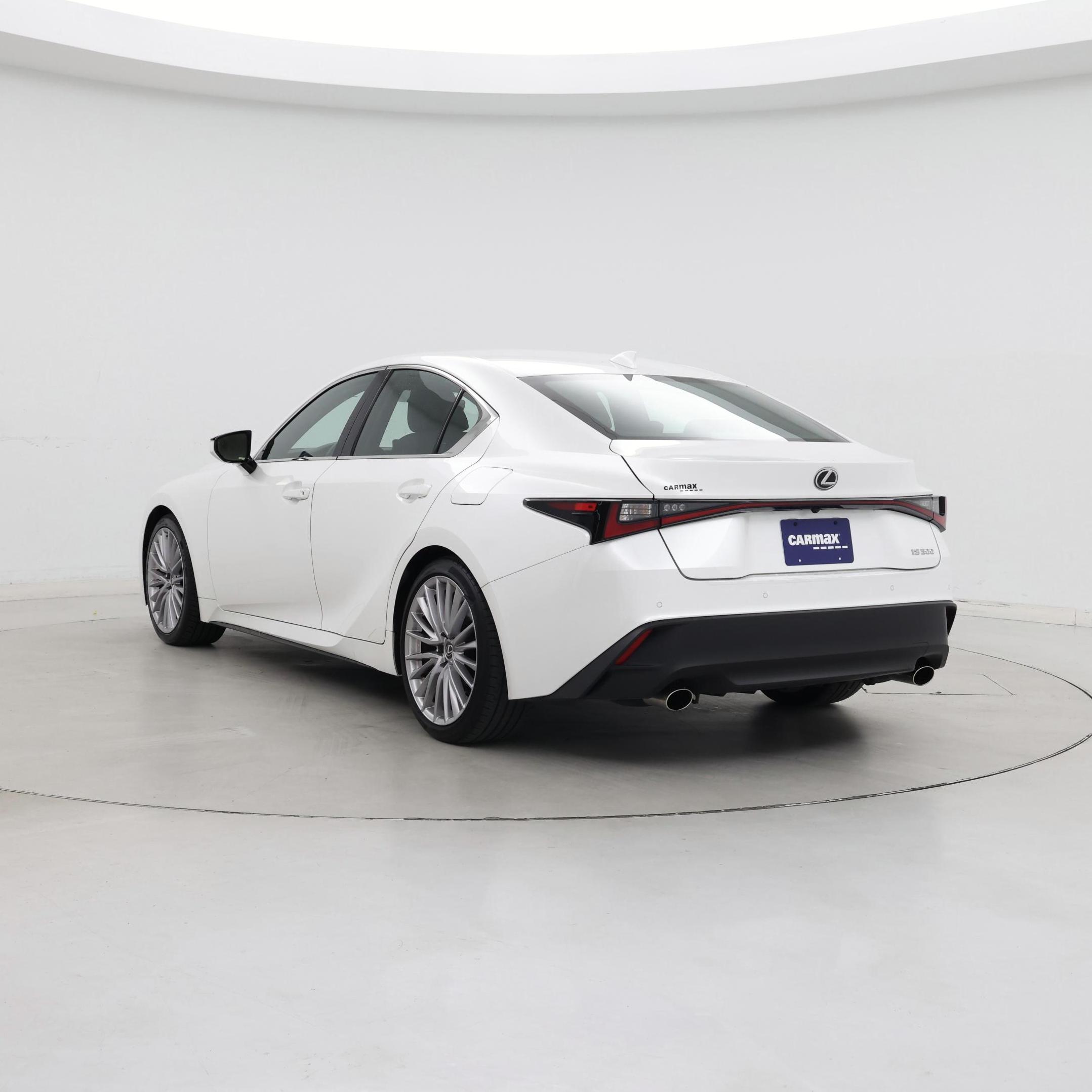 Thumbnail: 2025 Lexus IS - 2