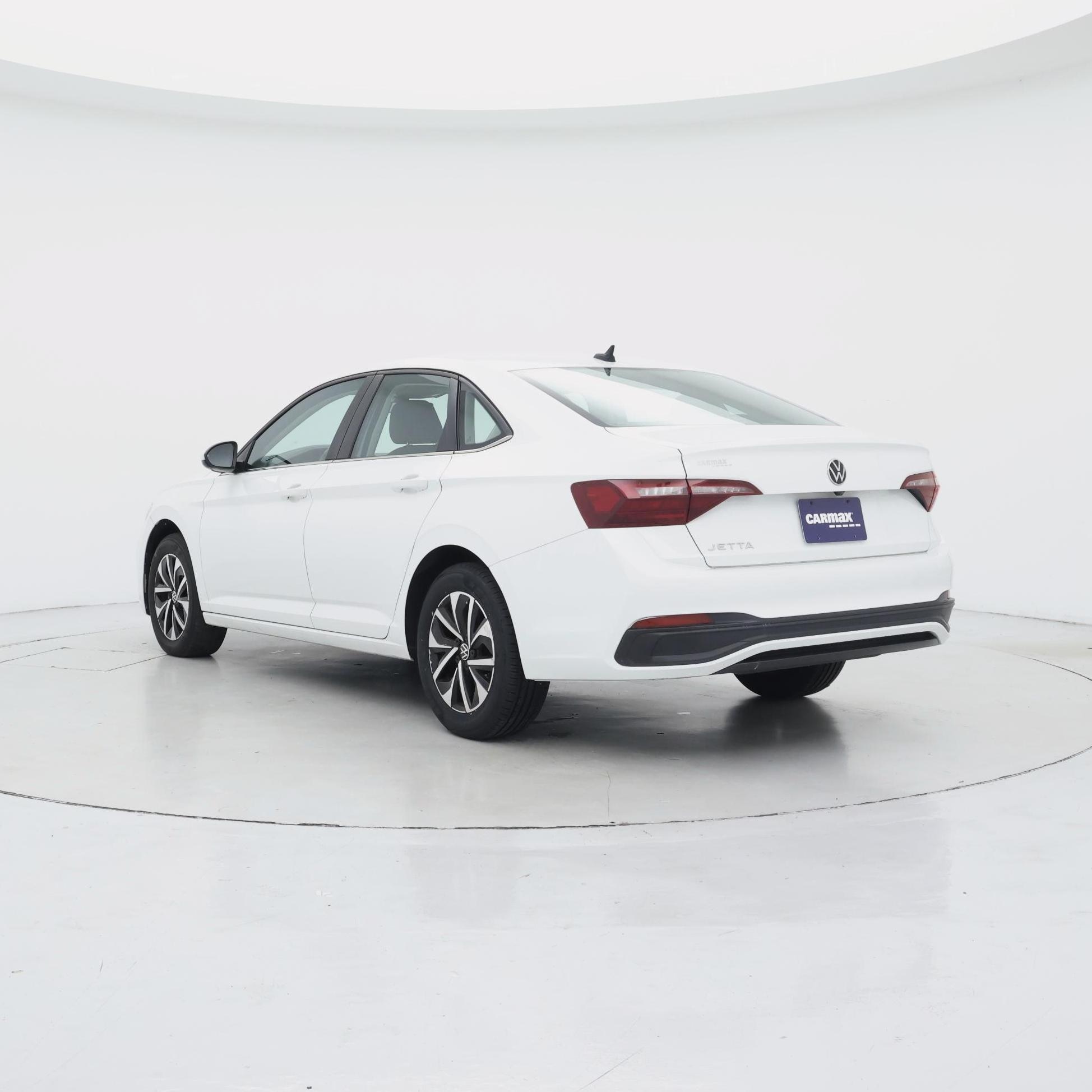 Thumbnail: 2023 Volkswagen Jetta - 2