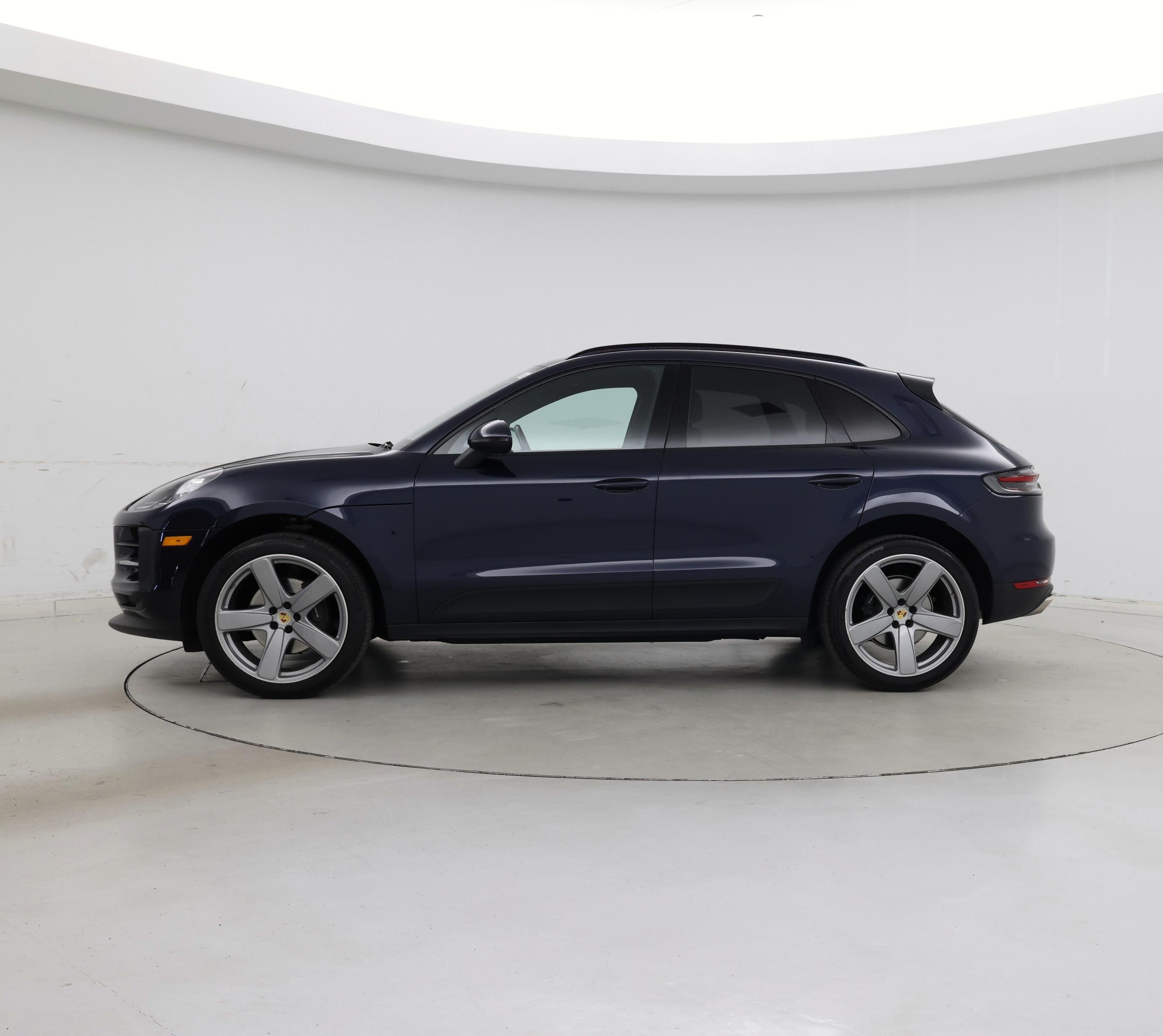 Thumbnail: 2020 Porsche Macan - 3