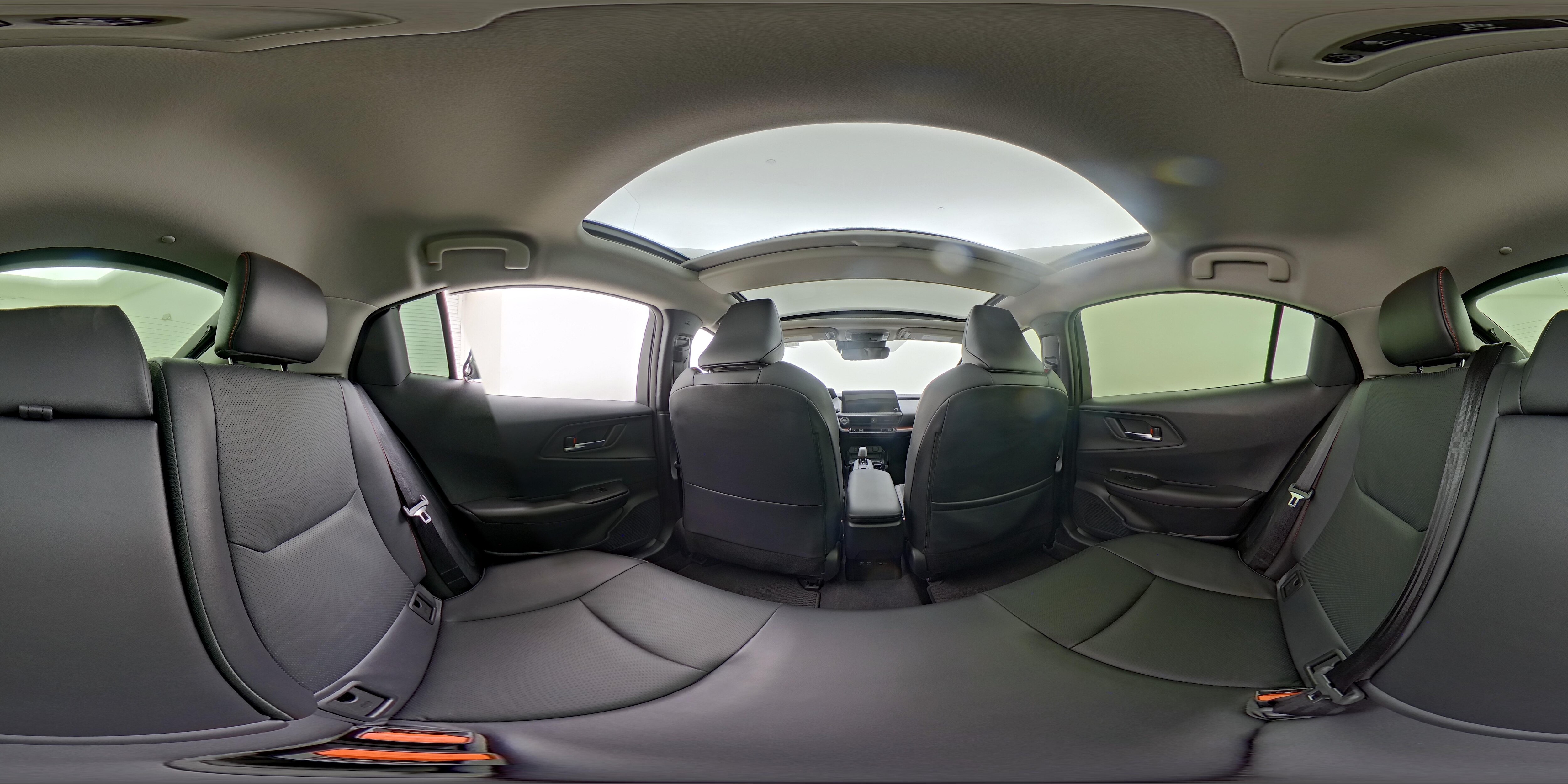 2025 Toyota Prius XSE - Photo 25