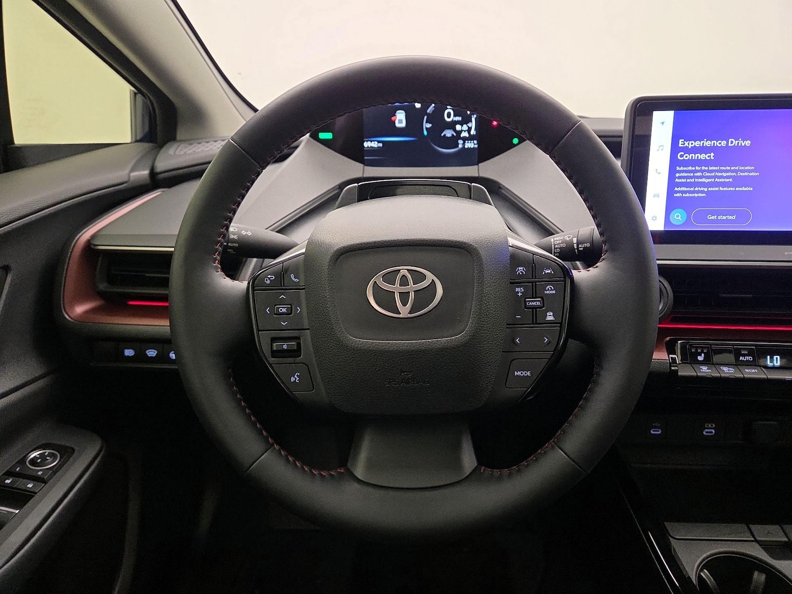 2025 Toyota Prius XSE - Photo 11