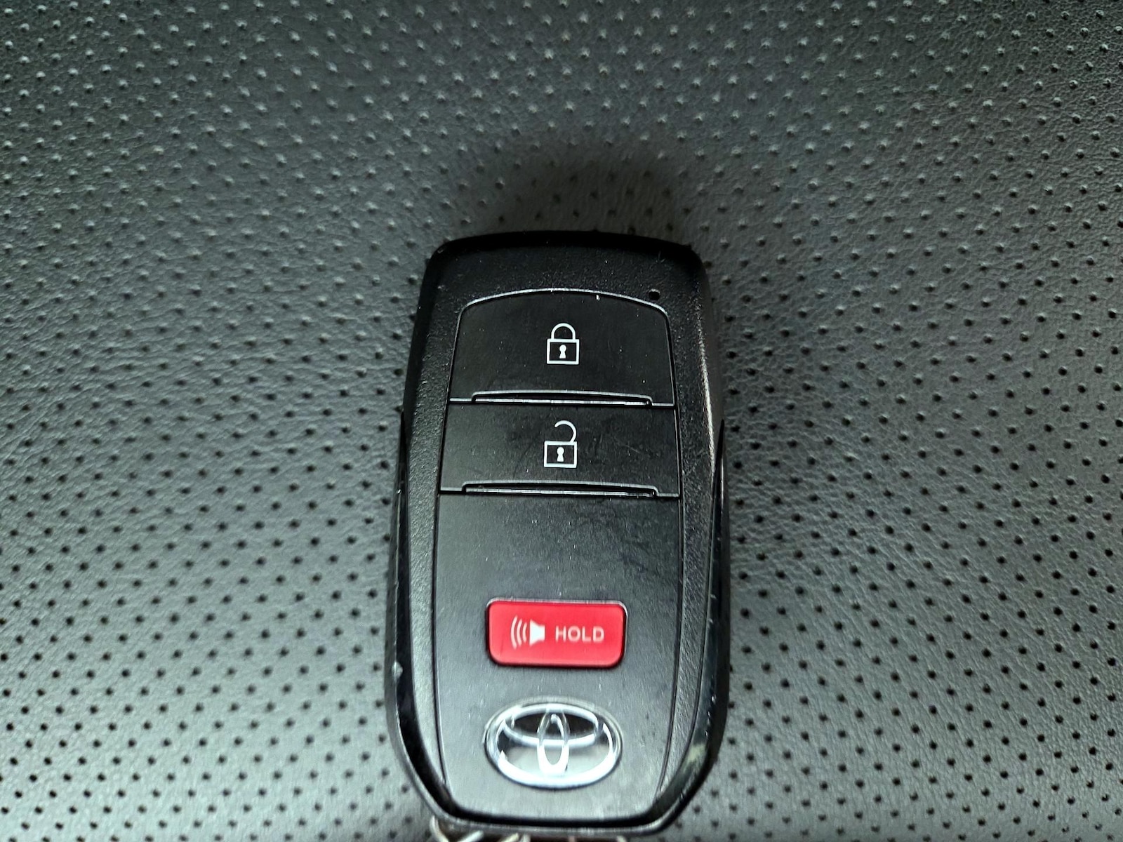 2025 Toyota Prius XSE - Photo 23