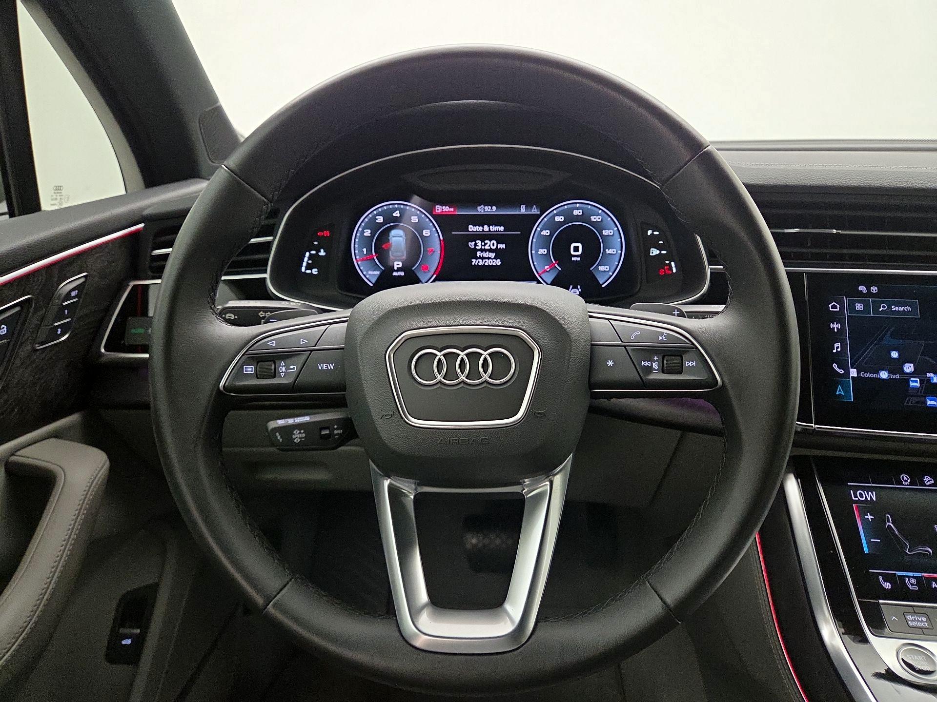 Thumbnail: 2023 Audi Q7 - 10