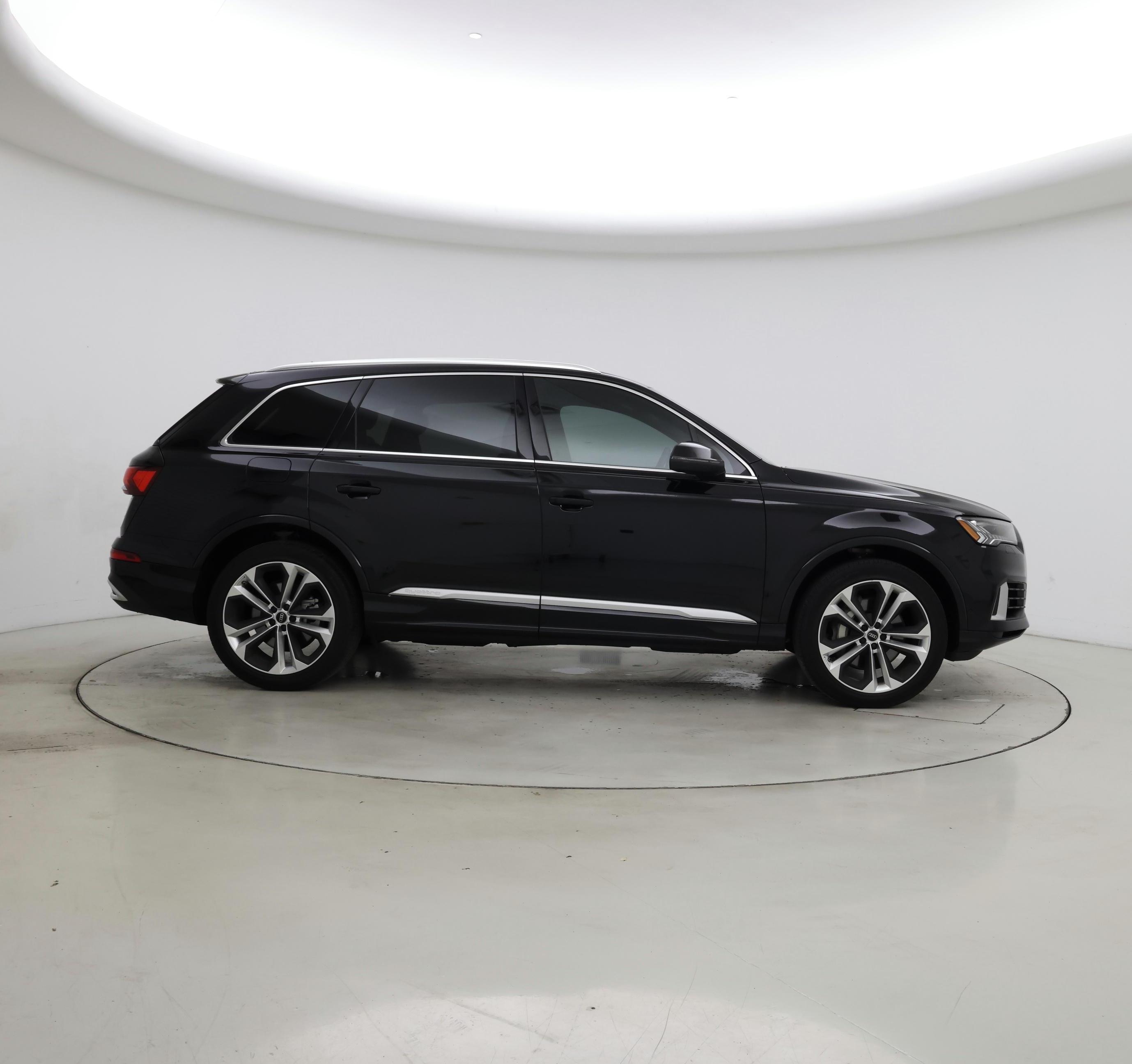 Thumbnail: 2023 Audi Q7 - 7