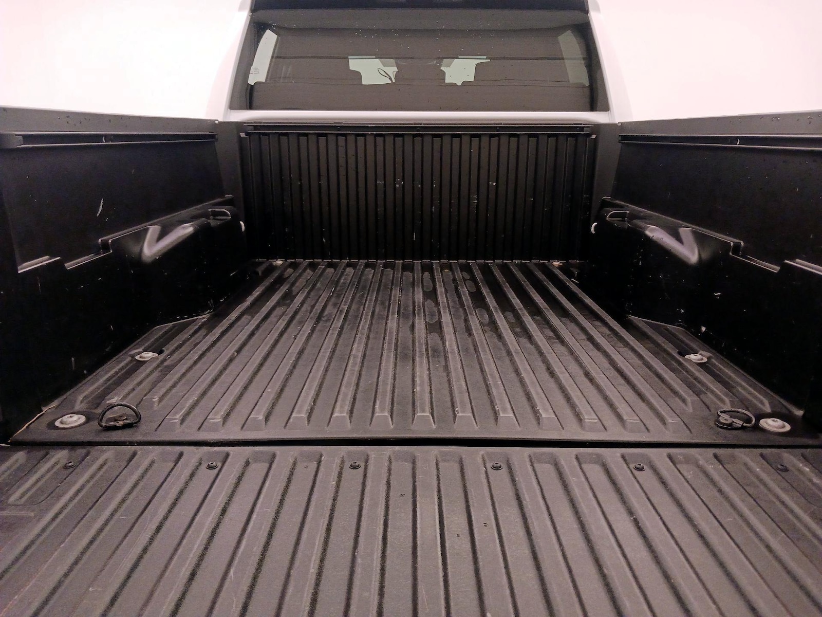 2024 Toyota Tacoma SR5 - Photo 21