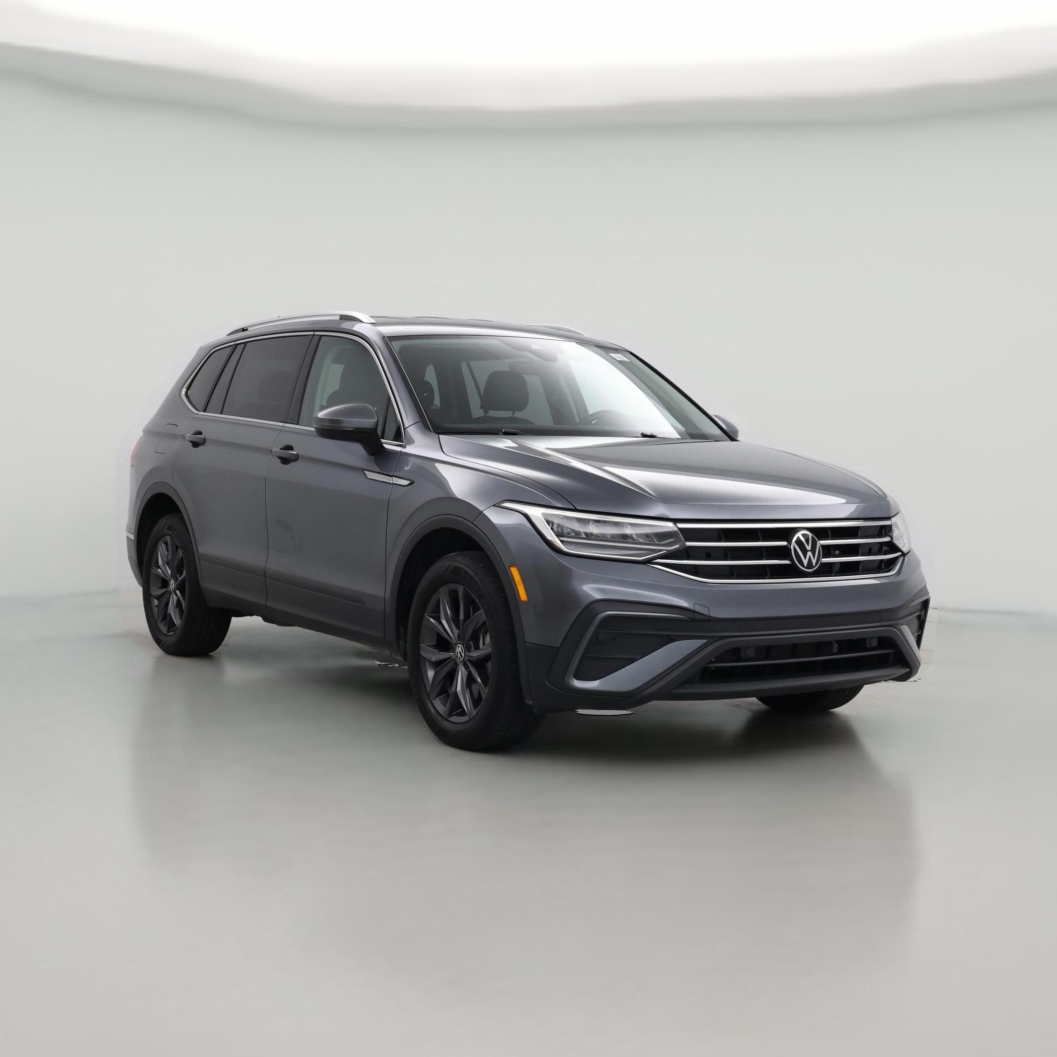 Thumbnail: 2023 Volkswagen Tiguan - 1