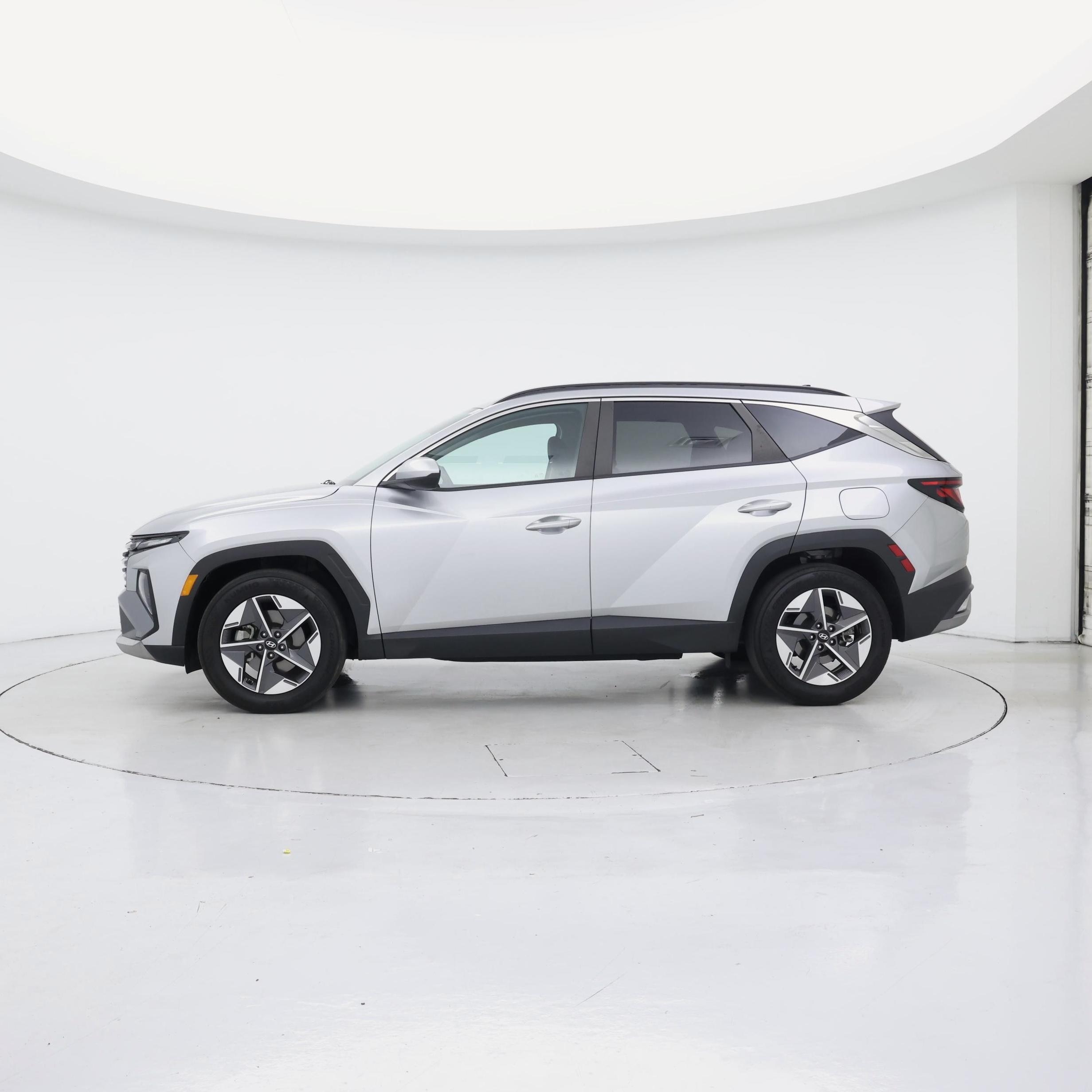 Thumbnail: 2025 Hyundai Tucson - 3