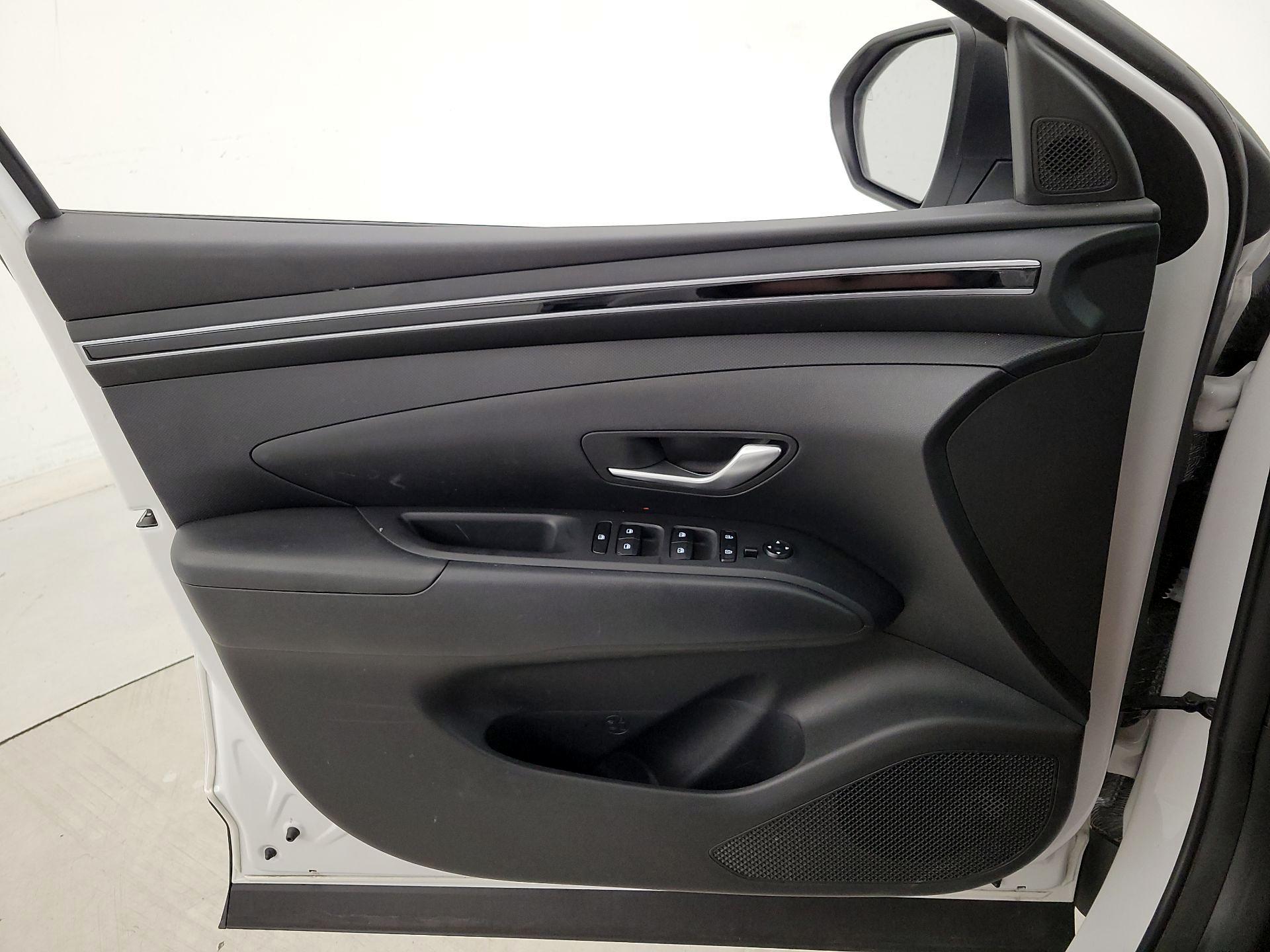 Thumbnail: 2023 Hyundai Tucson - 12