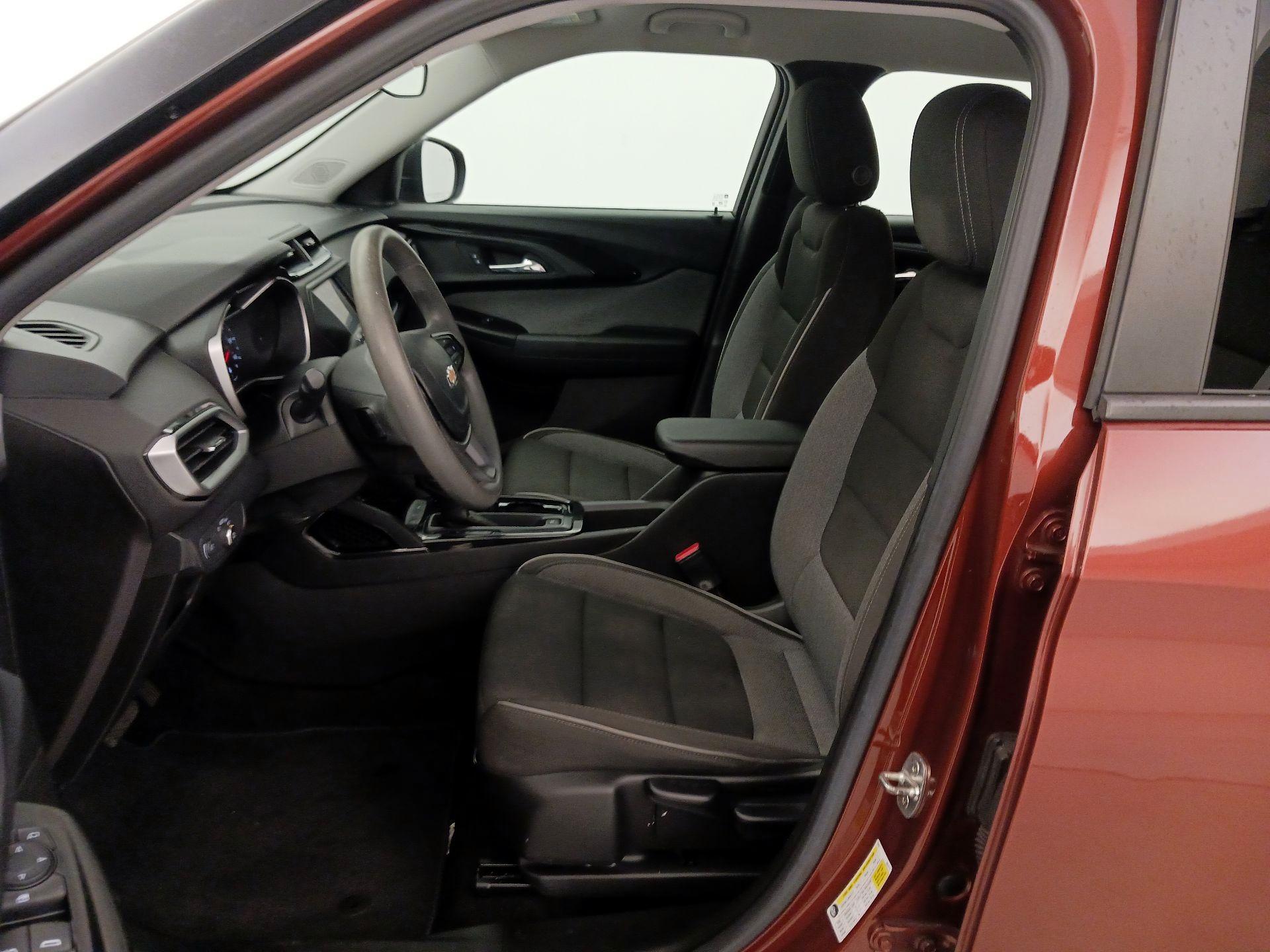 Thumbnail: 2021 Chevrolet TrailBlazer - 11