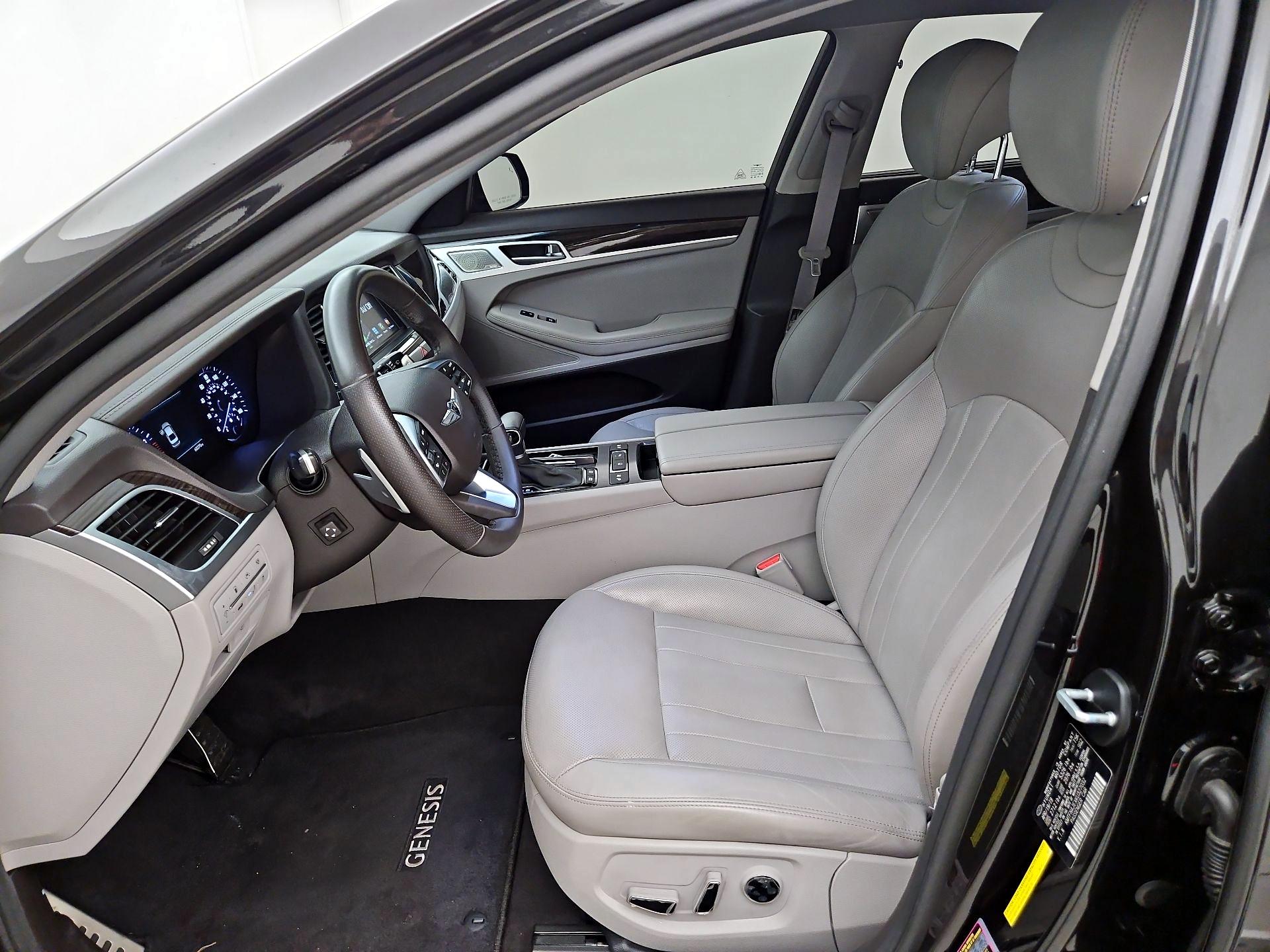 Thumbnail: 2019 Genesis G80 - 11