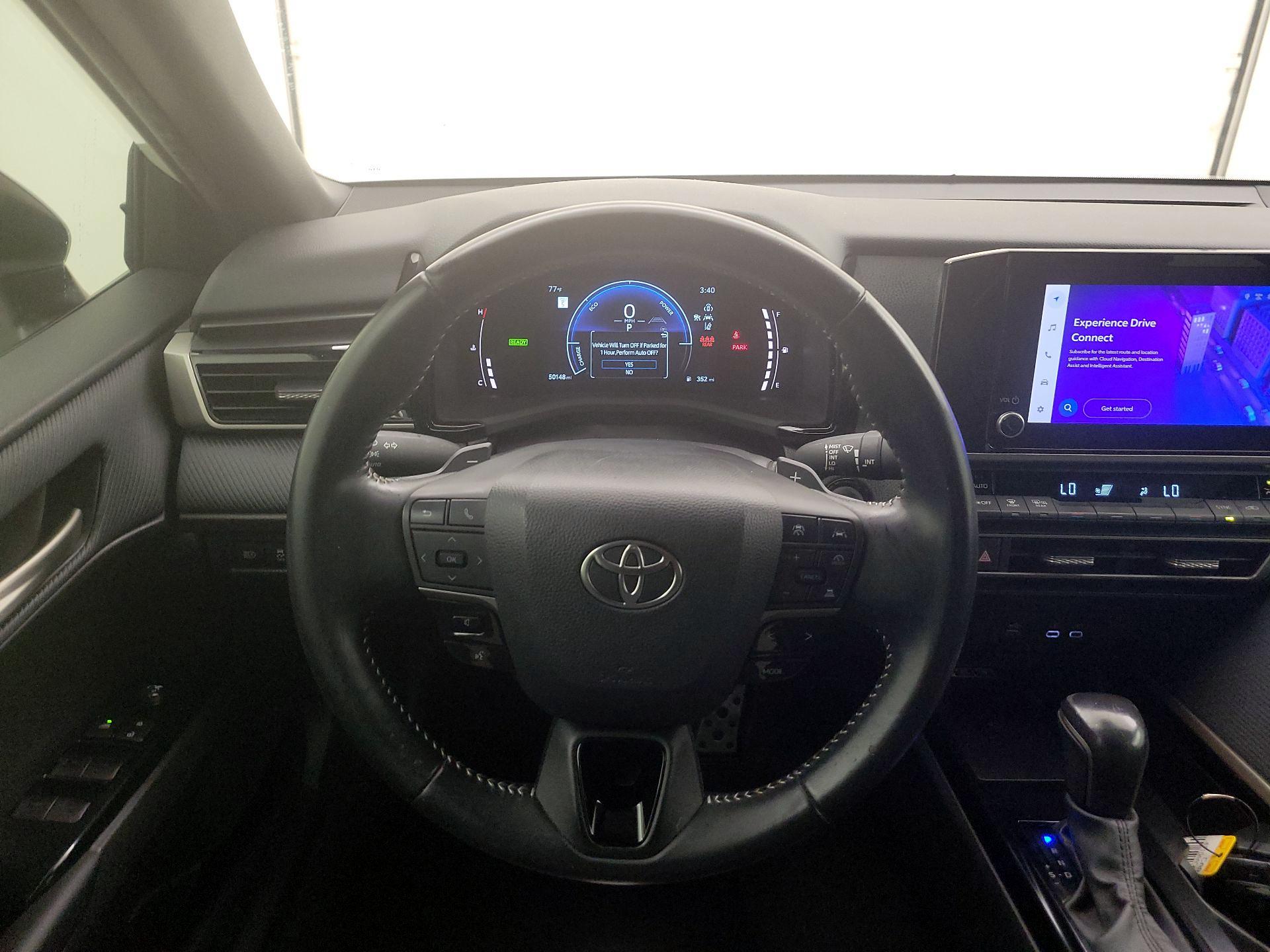 Thumbnail: 2025 Toyota Camry - 10