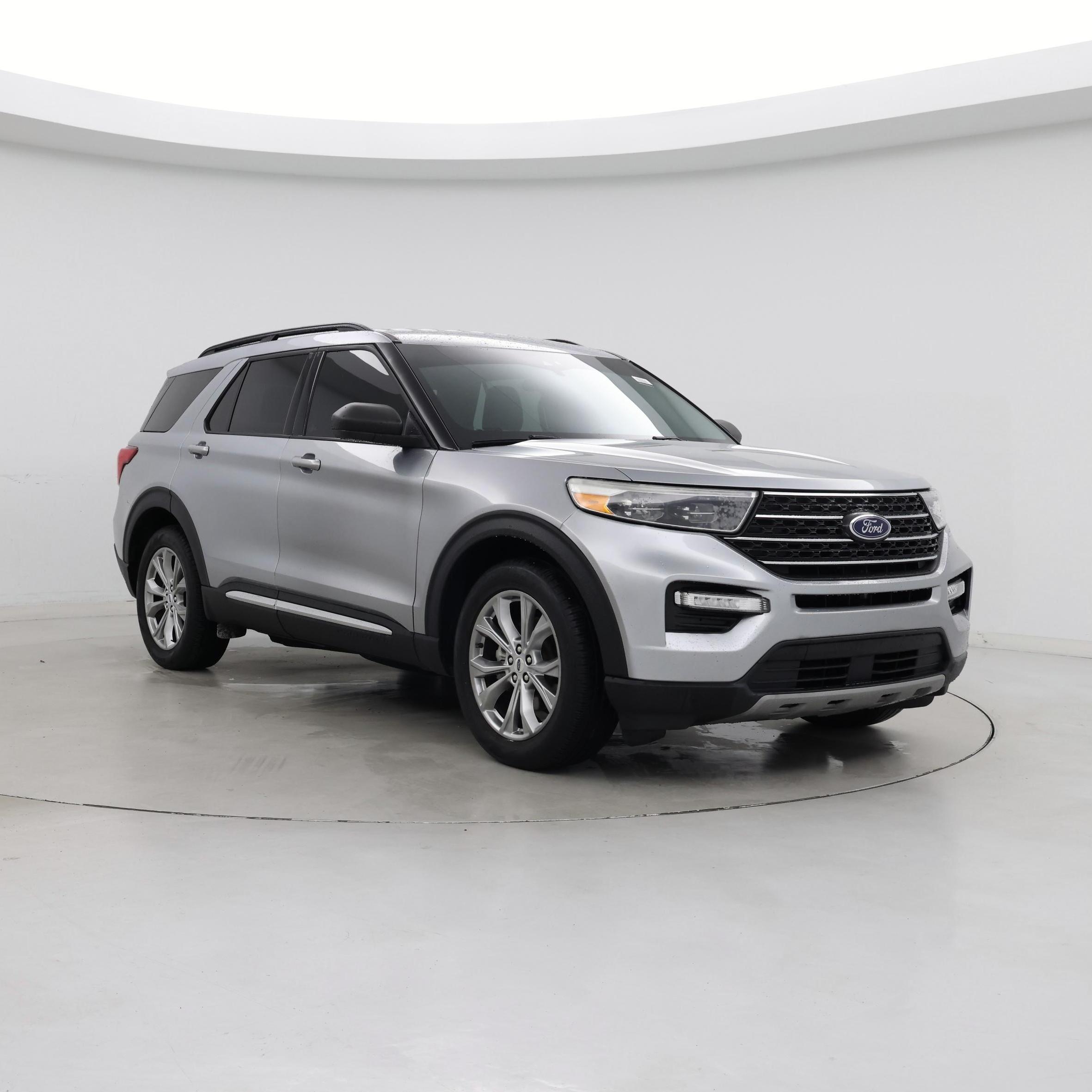 Silver 2023 Ford Explorer SUV / Crossover Rear-Wheel Drive Automatic