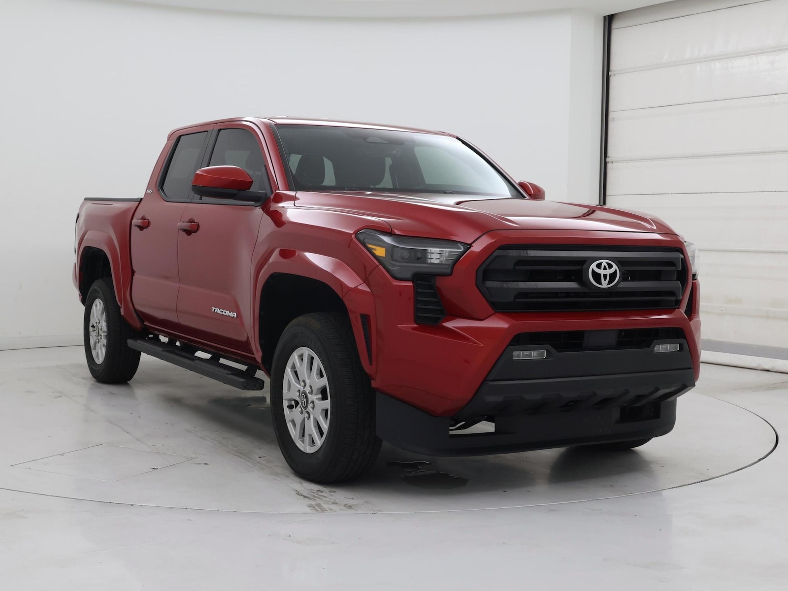 2024 Toyota Tacoma SR5 - Photo 2