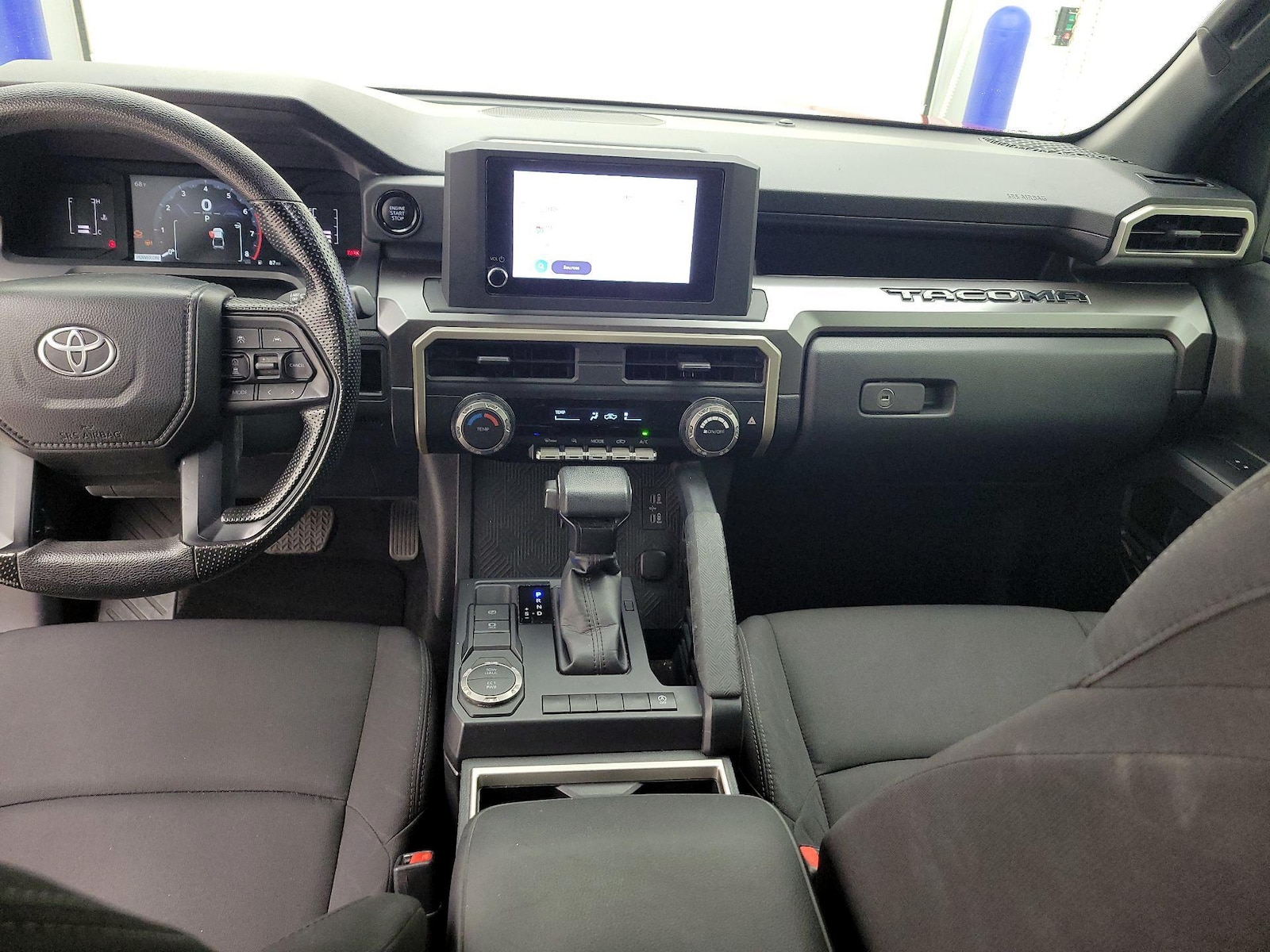 2024 Toyota Tacoma SR5 - Photo 10