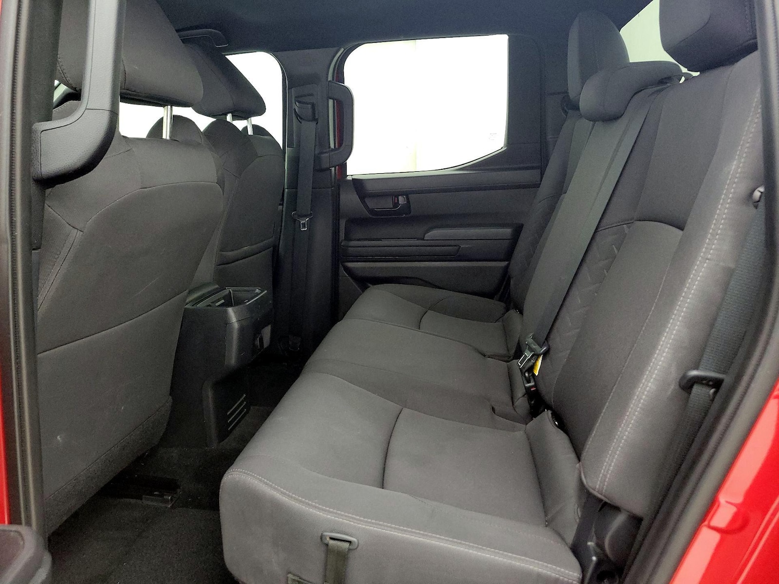 2024 Toyota Tacoma SR5 - Photo 18