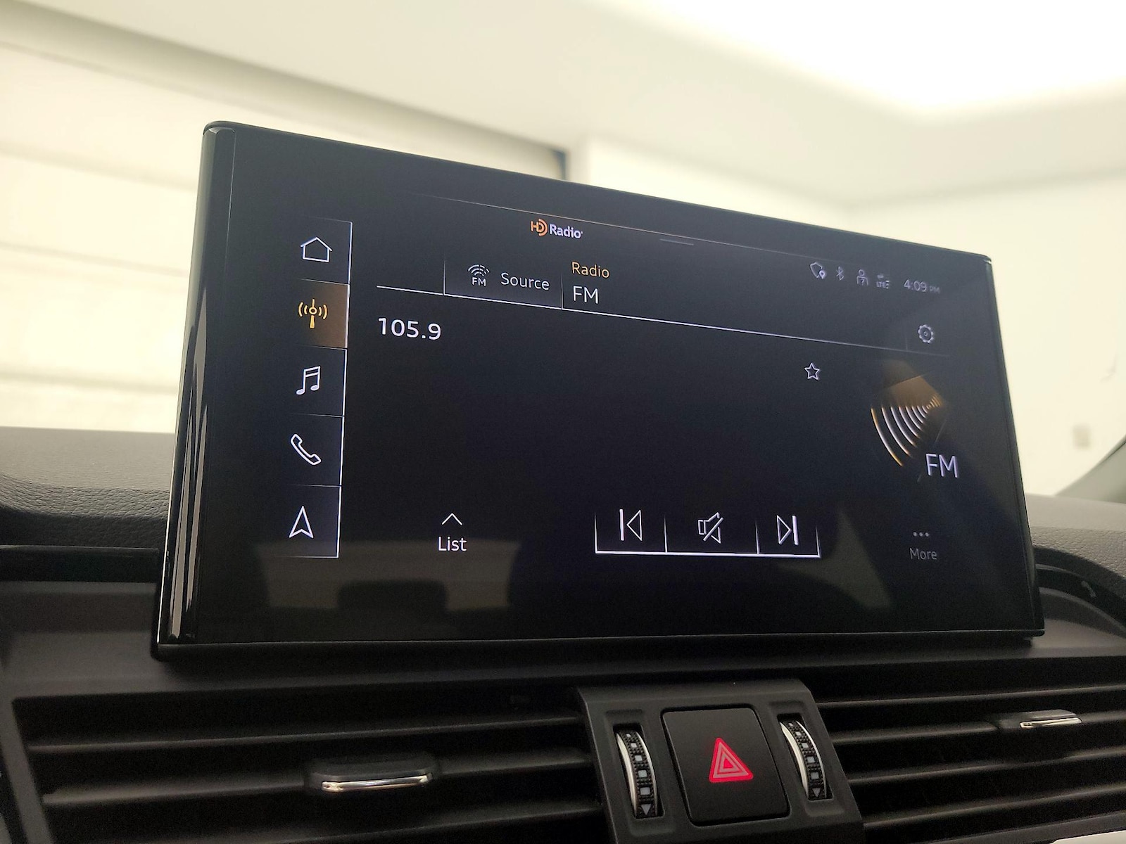 2022 Audi Q5 Premium - Photo 16