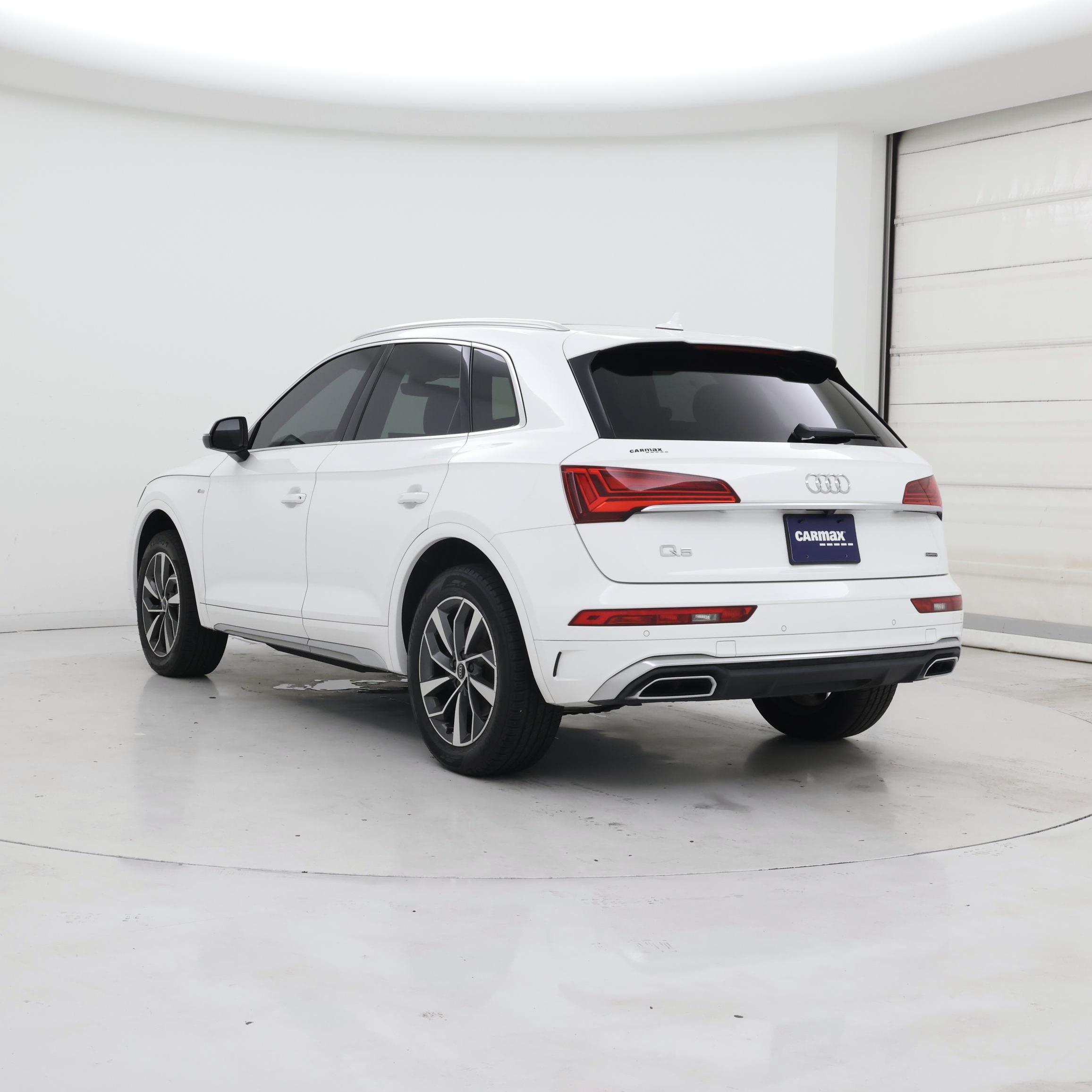 Thumbnail: 2022 Audi Q5 - 2