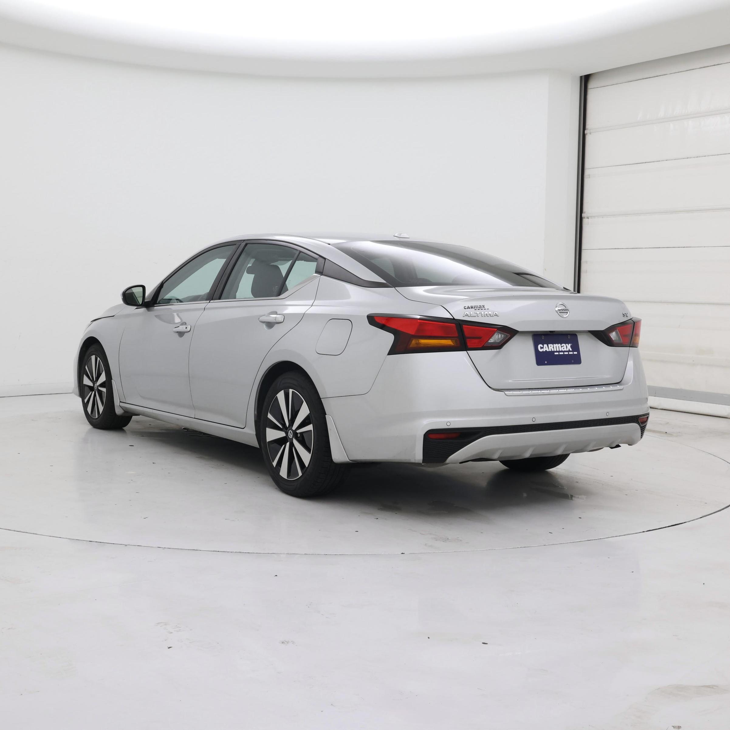 Thumbnail: 2022 Nissan Altima - 2