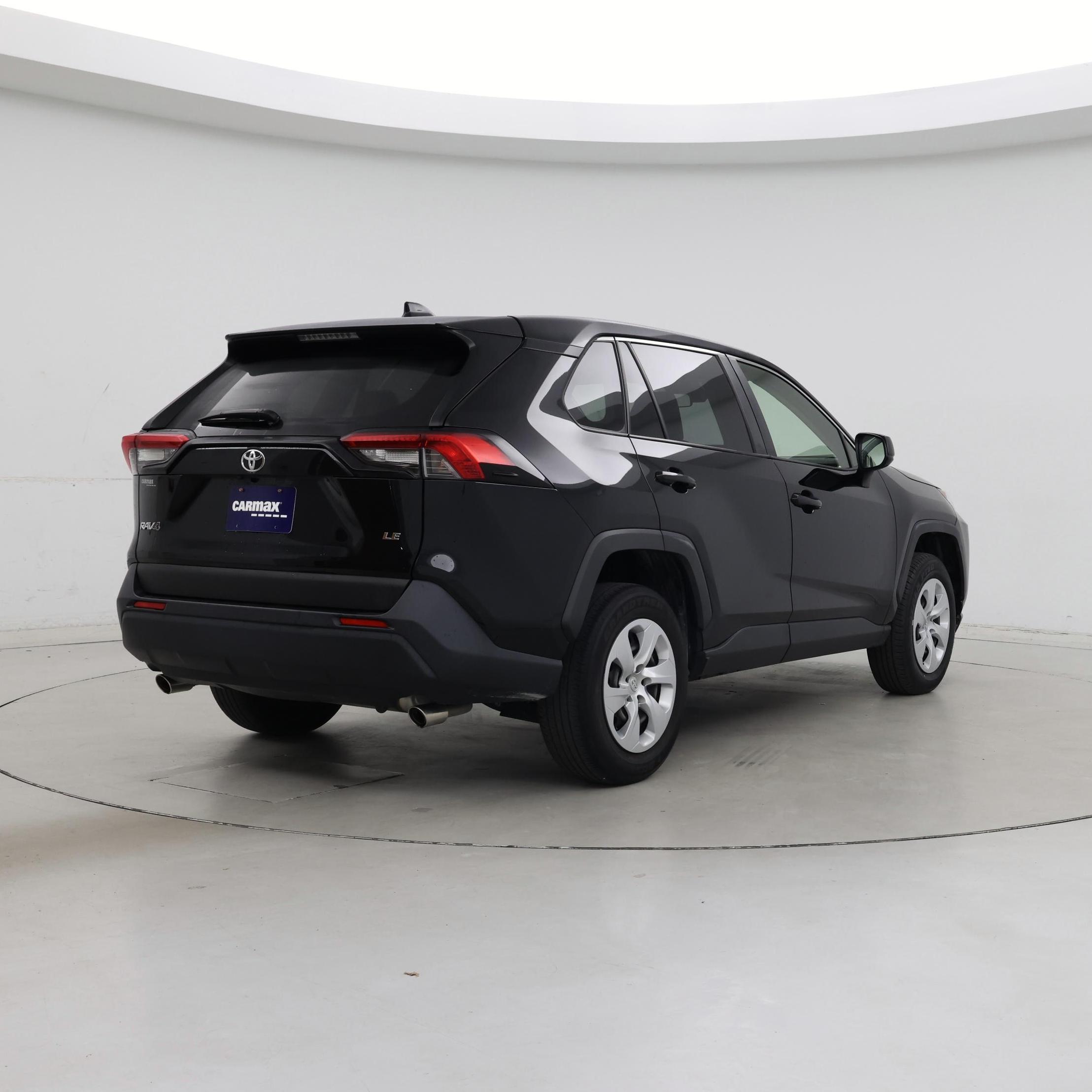 Thumbnail: 2023 Toyota RAV4 - 8