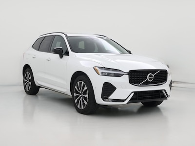 2023 Volvo XC60 B5 Plus Dark Theme