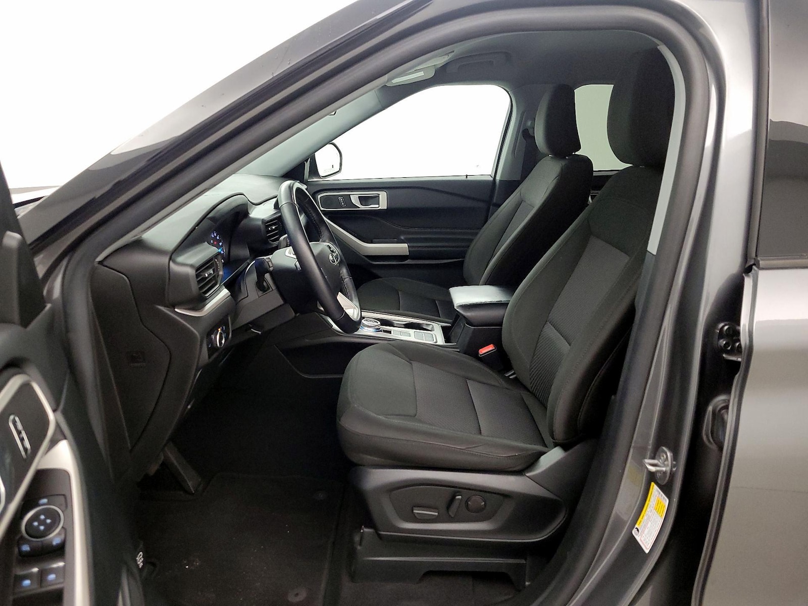 2023 Ford Explorer XLT - Photo 12
