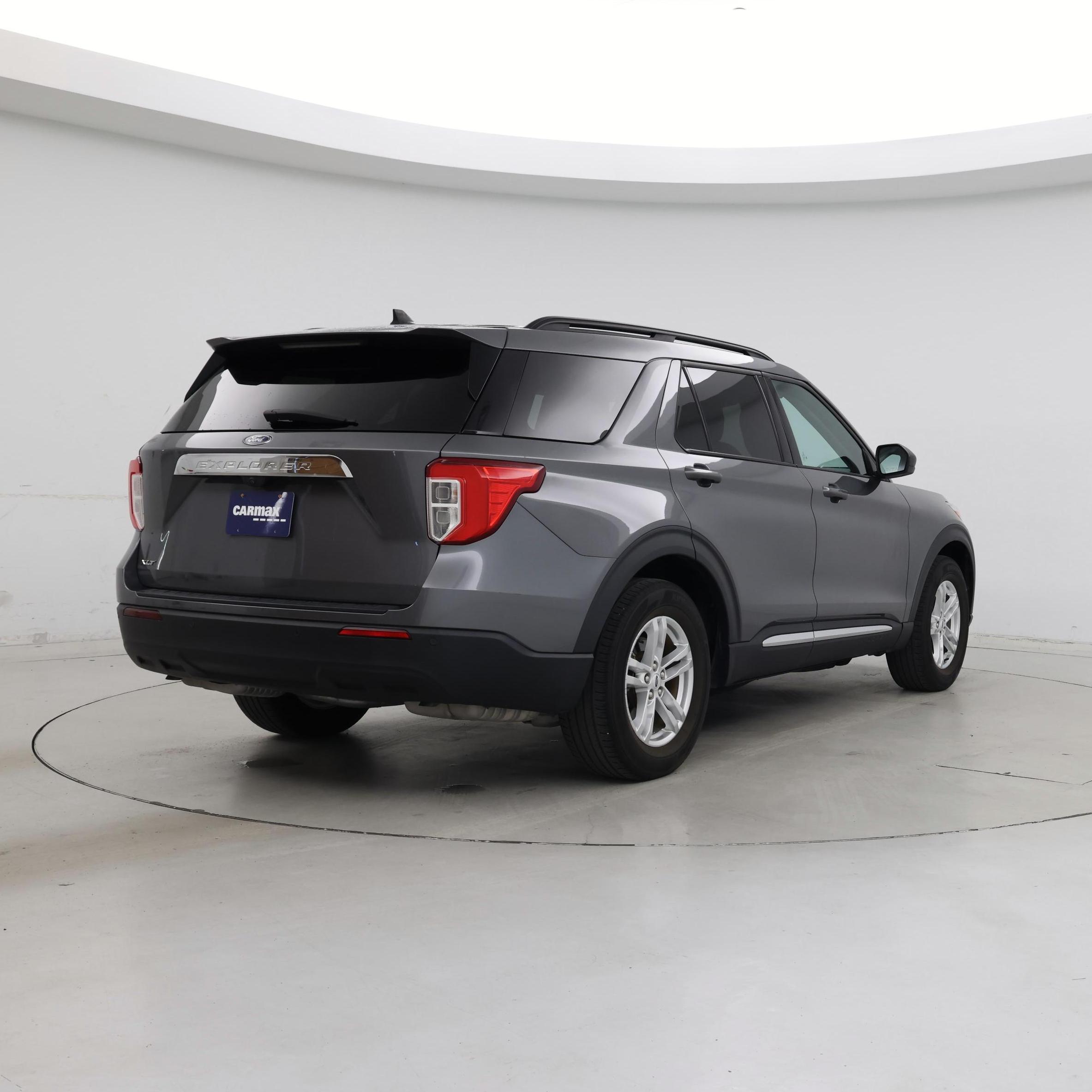 Thumbnail: 2023 Ford Explorer - 8